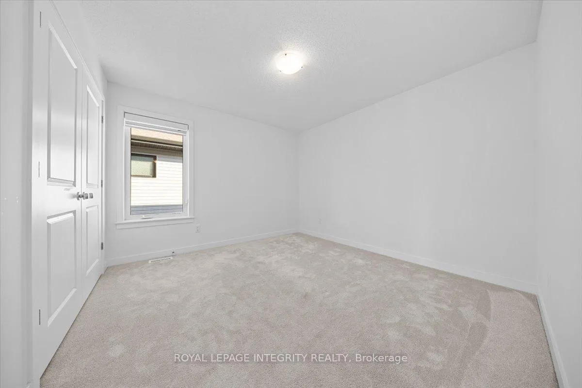 Photo 33 of 429 Gidran Circle, Ottawa, Kanata - Emerald Meadows/Trailwest — HOMEH