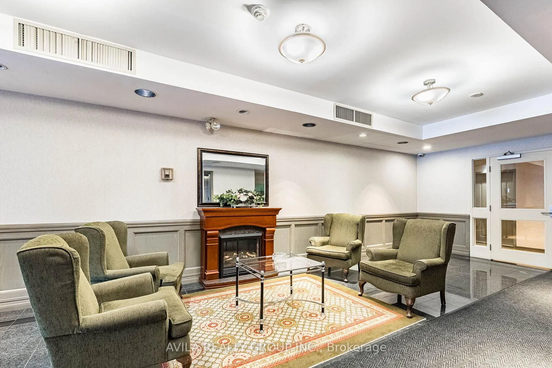 Photo 11 of Unit 409, 2199 Sixth Line, Oakville, River Oaks — HOMEH