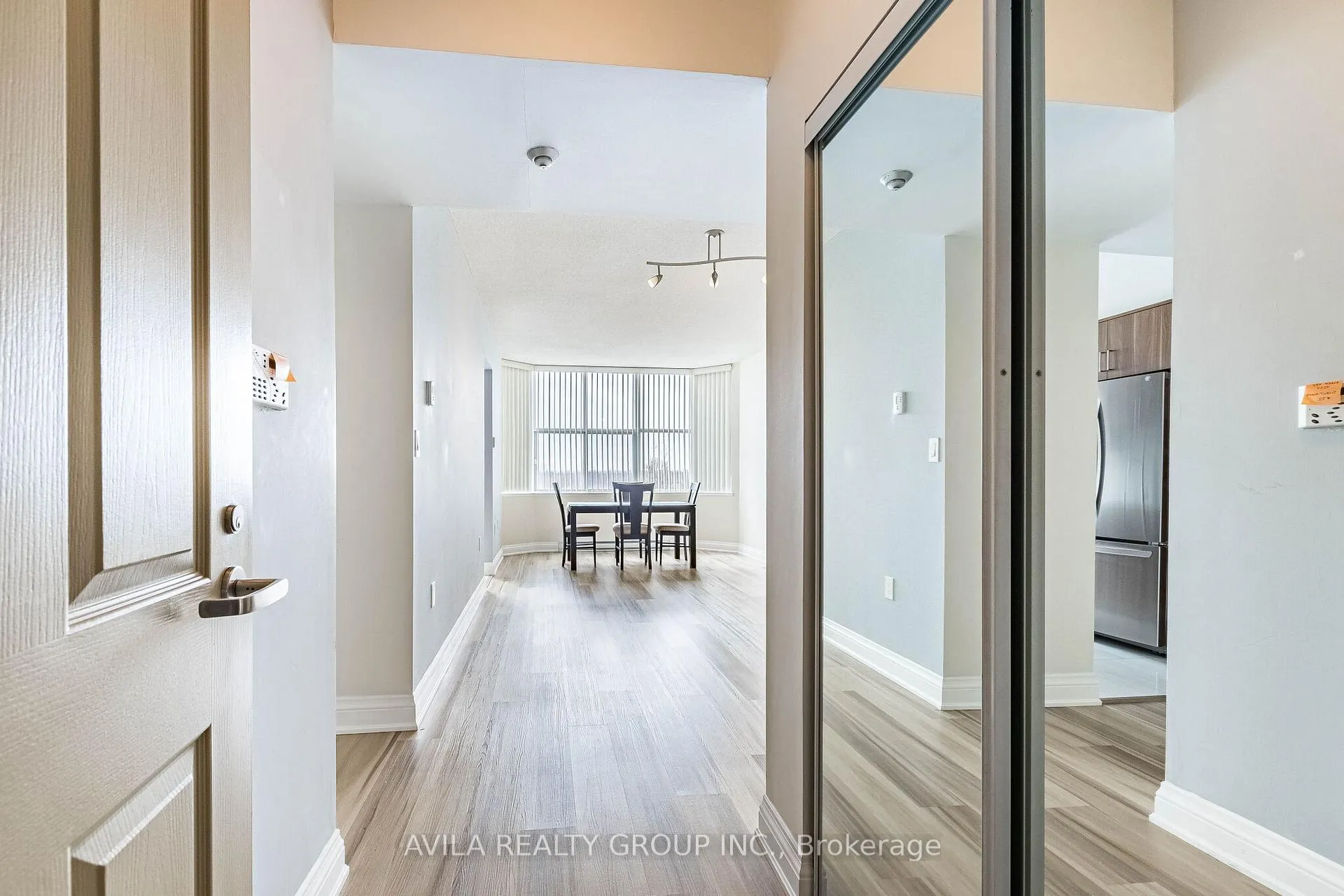 Photo 16 of Unit 409, 2199 Sixth Line, Oakville, River Oaks — HOMEH