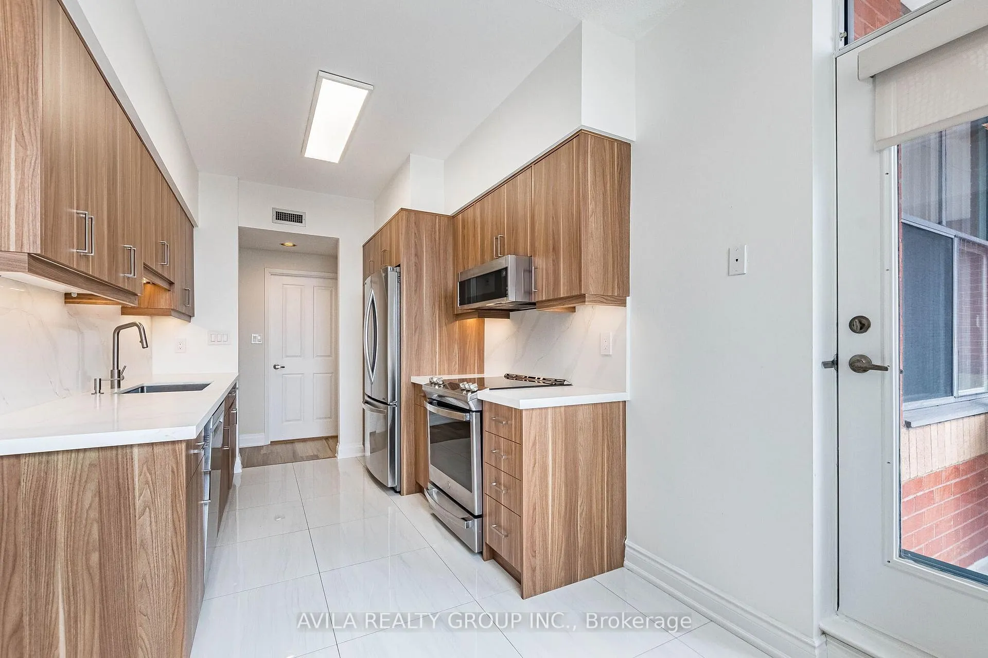 Photo 20 of Unit 409, 2199 Sixth Line, Oakville, River Oaks — HOMEH