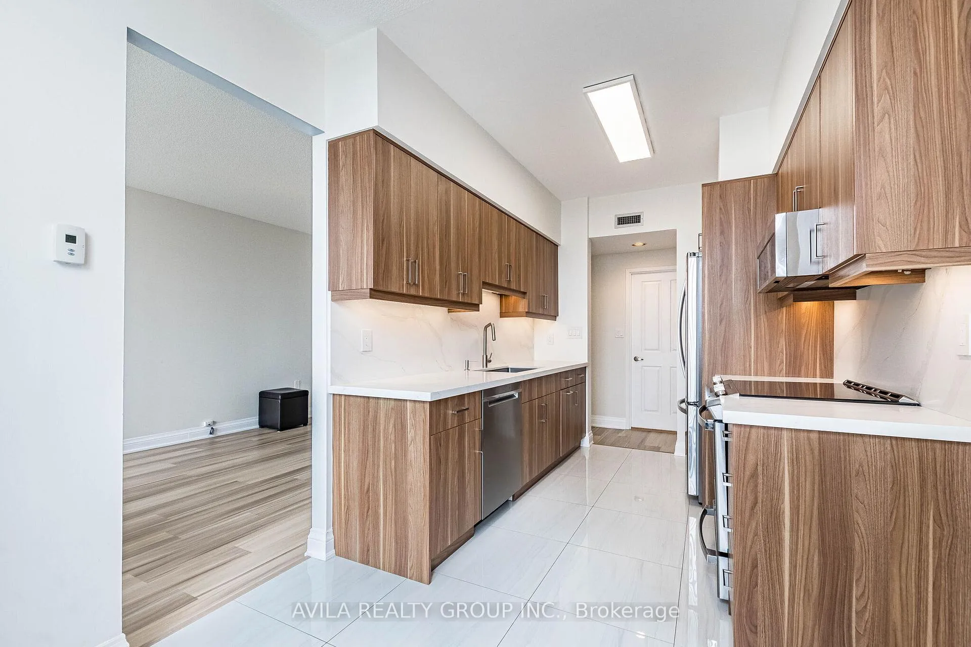 Photo 22 of Unit 409, 2199 Sixth Line, Oakville, River Oaks — HOMEH