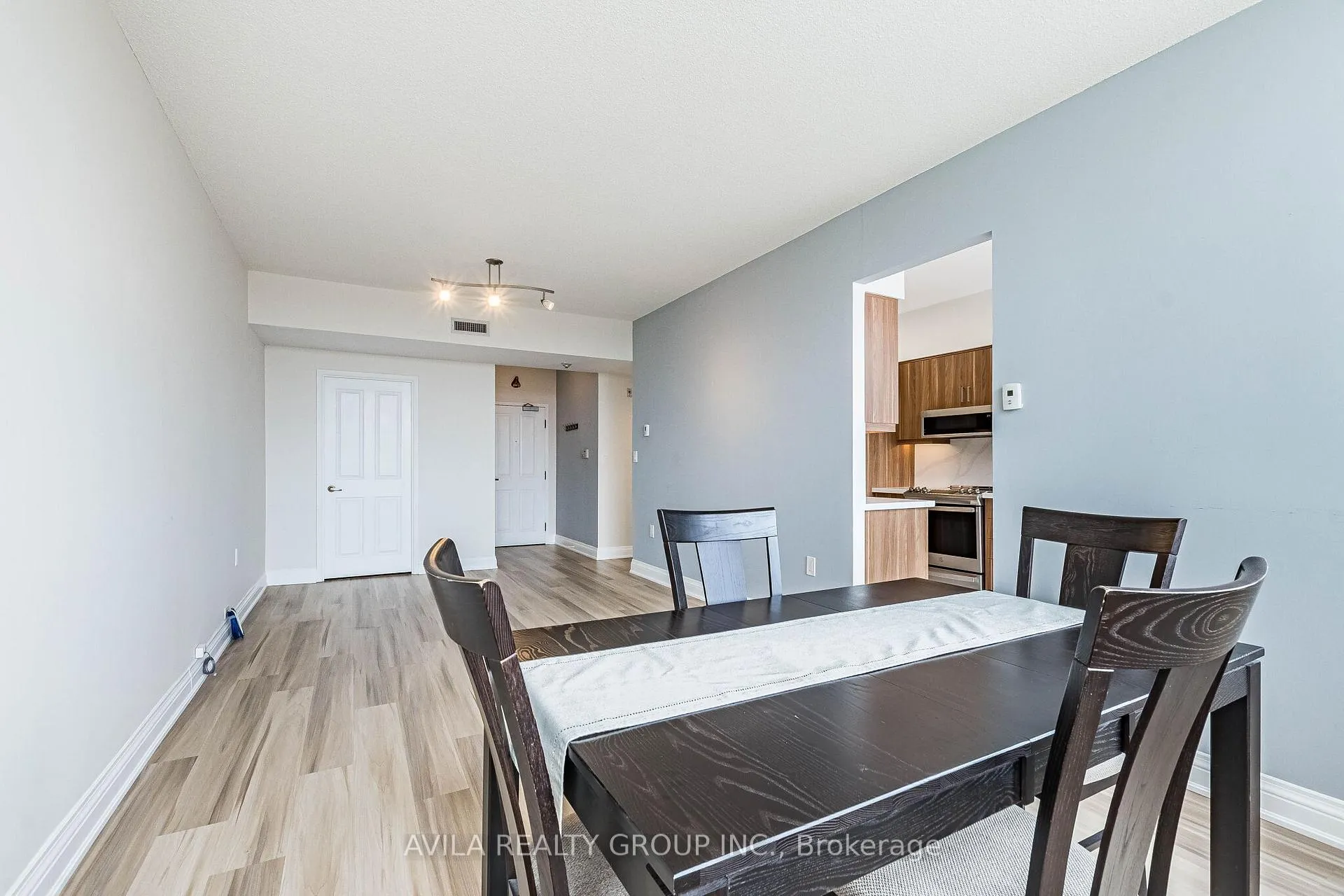 Photo 33 of Unit 409, 2199 Sixth Line, Oakville, River Oaks — HOMEH