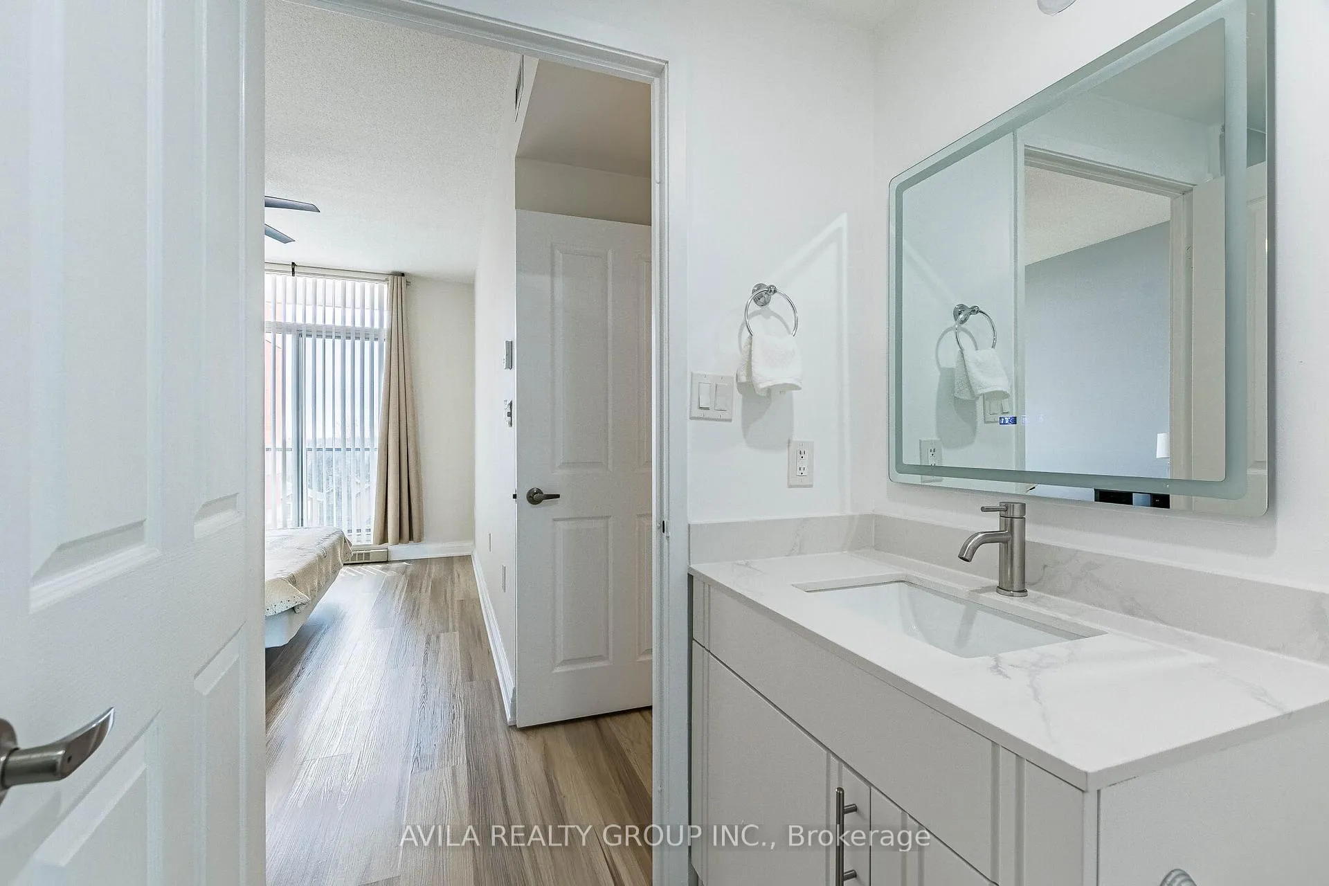 Photo 44 of Unit 409, 2199 Sixth Line, Oakville, River Oaks — HOMEH