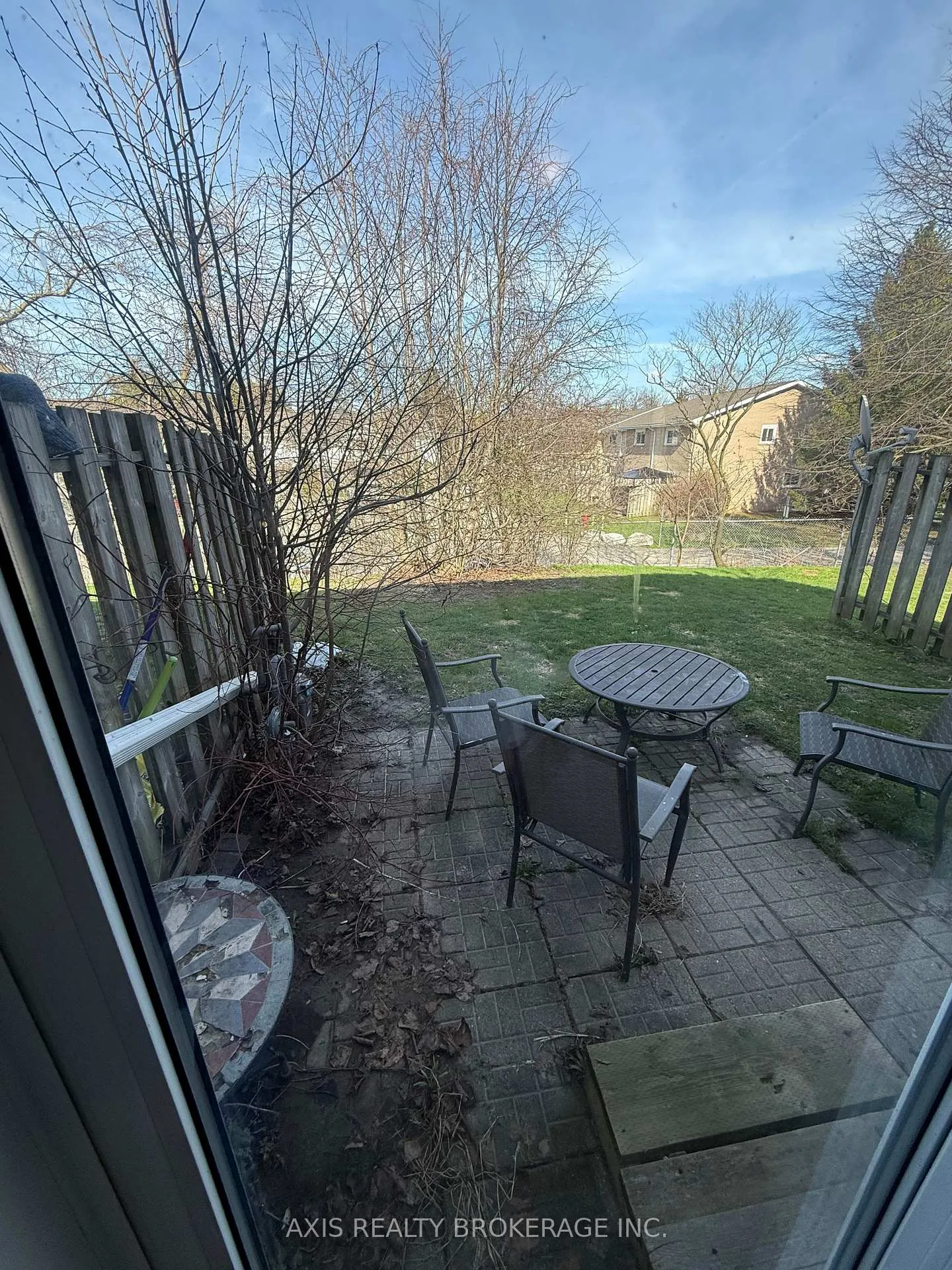Photo 5 of Unit 5, 649 Albert Street, Waterloo, Lakeshore Village — HOMEH