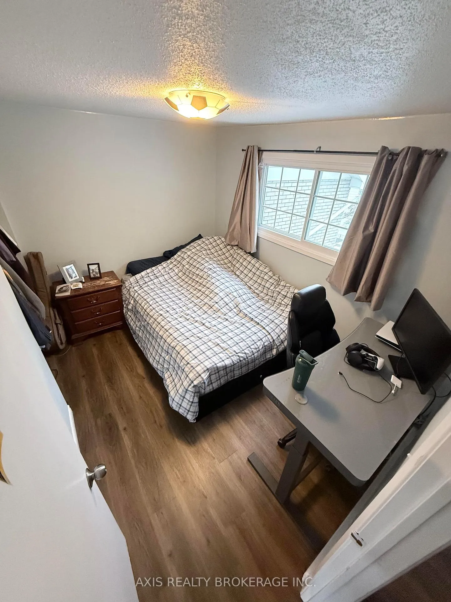Photo 8 of Unit 5, 649 Albert Street, Waterloo, Lakeshore Village — HOMEH