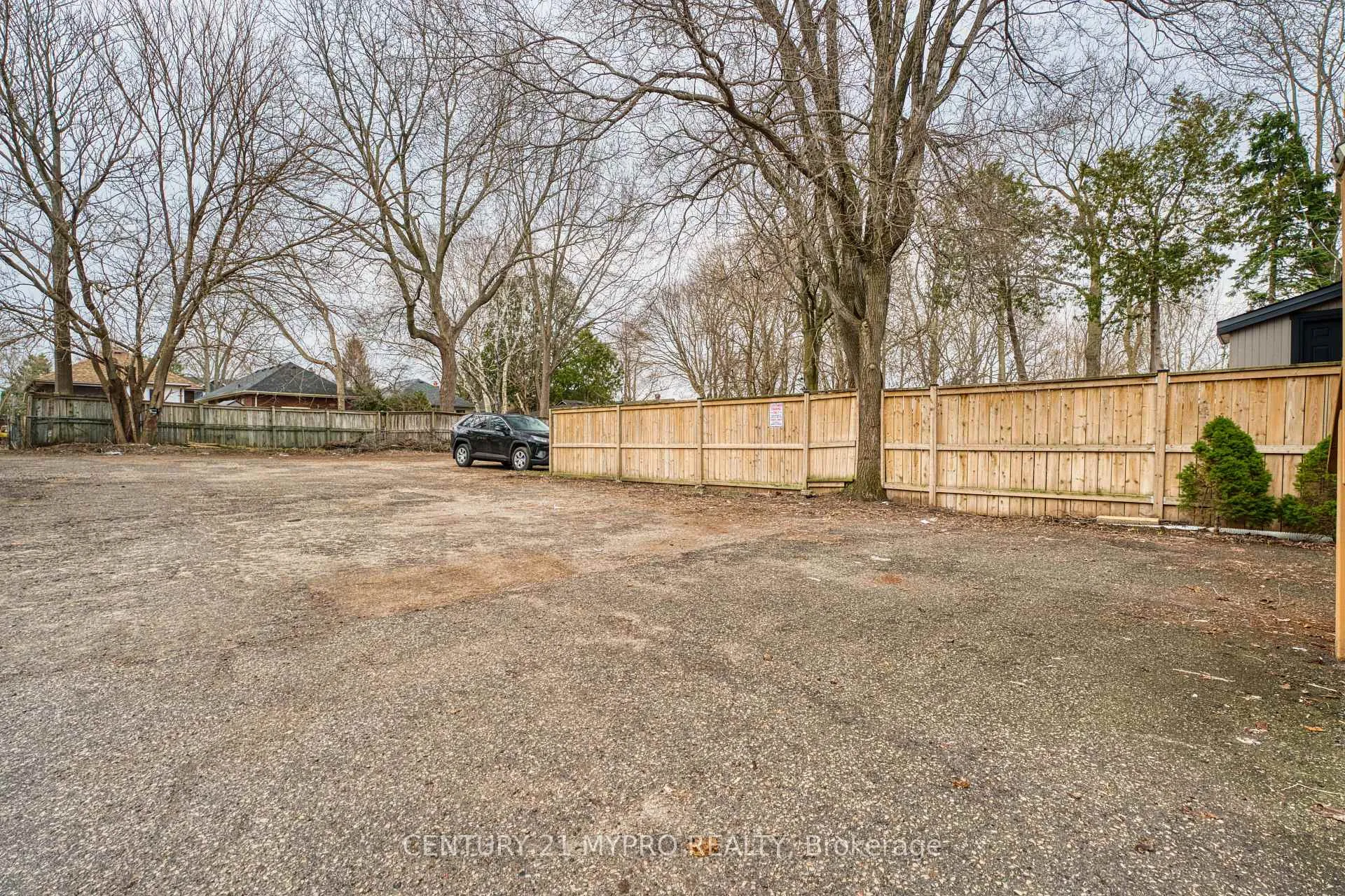 Photo 12 of Unit Lower, 724 Adelaide Street N, London, East G — HOMEH