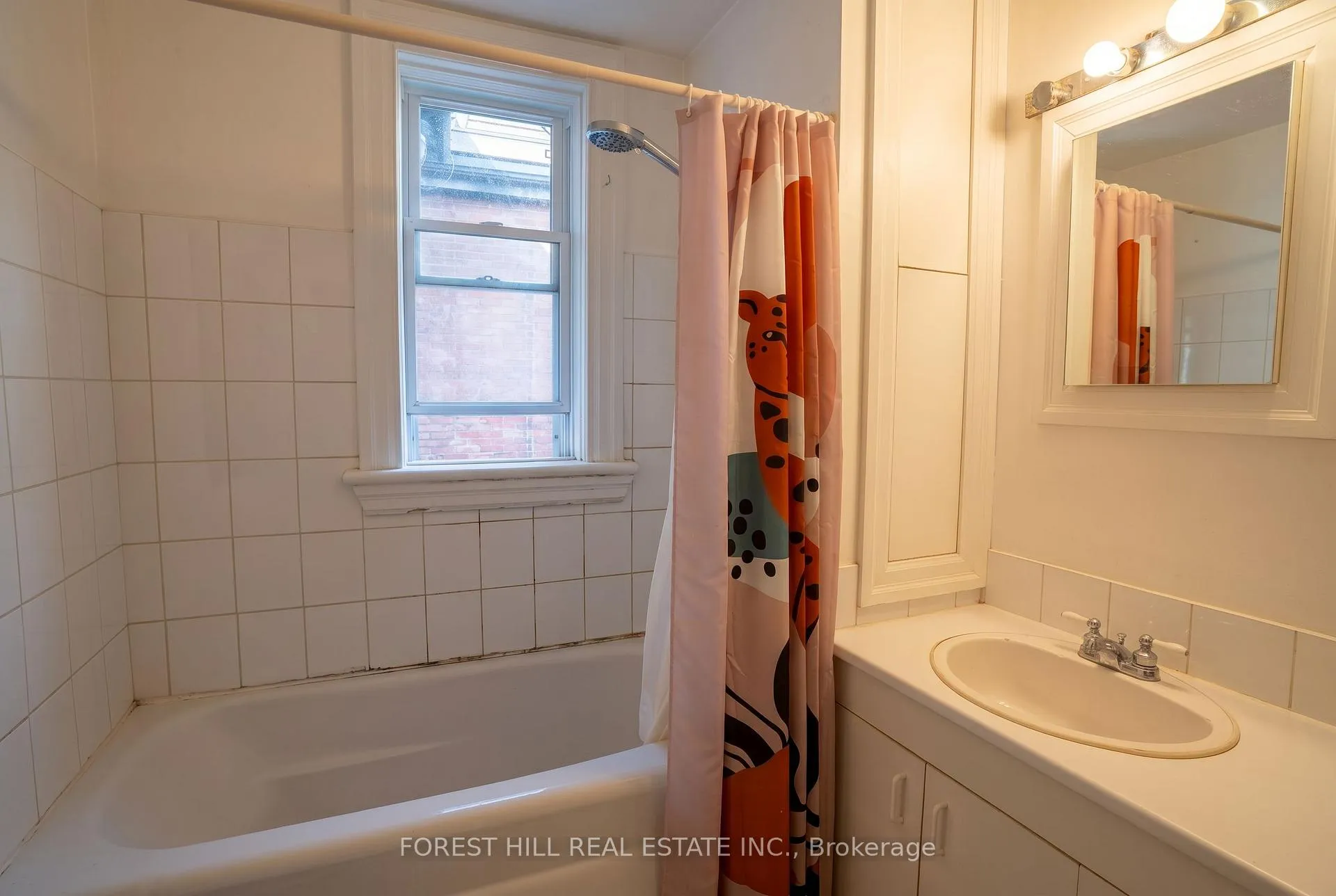 Photo 15 of 20 Webster Avenue, Toronto, The Annex — HOMEH