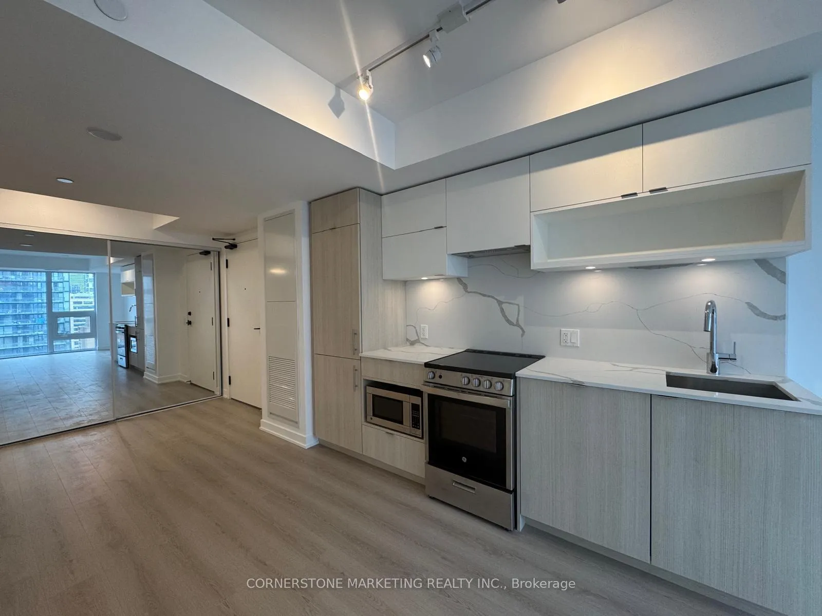 Photo 7 of Unit 2017, 100 Queen Street E, Toronto, Church-Yonge Corridor — HOMEH