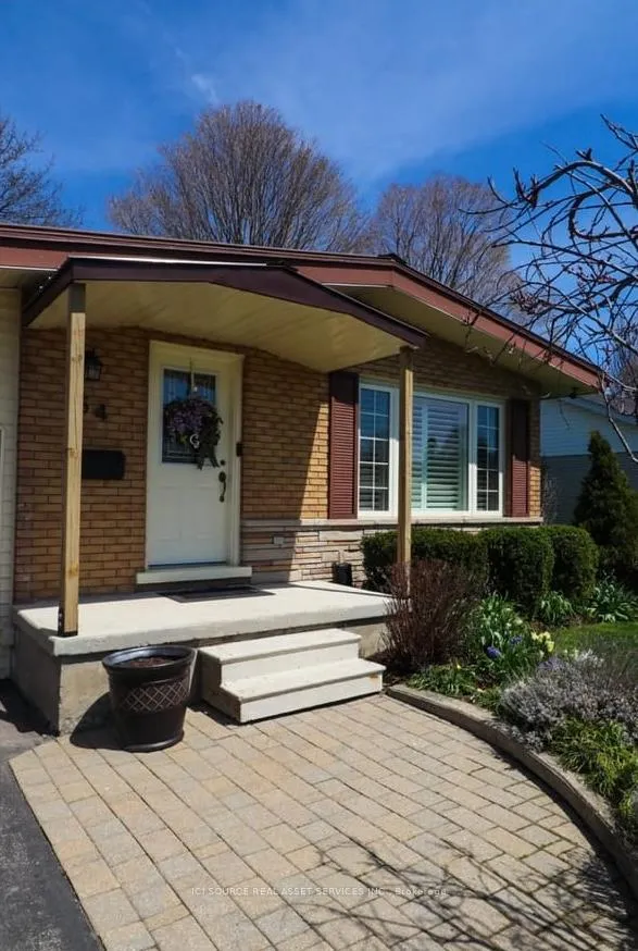 Photo 1 of 54 First Street W, Woolwich — HOMEH