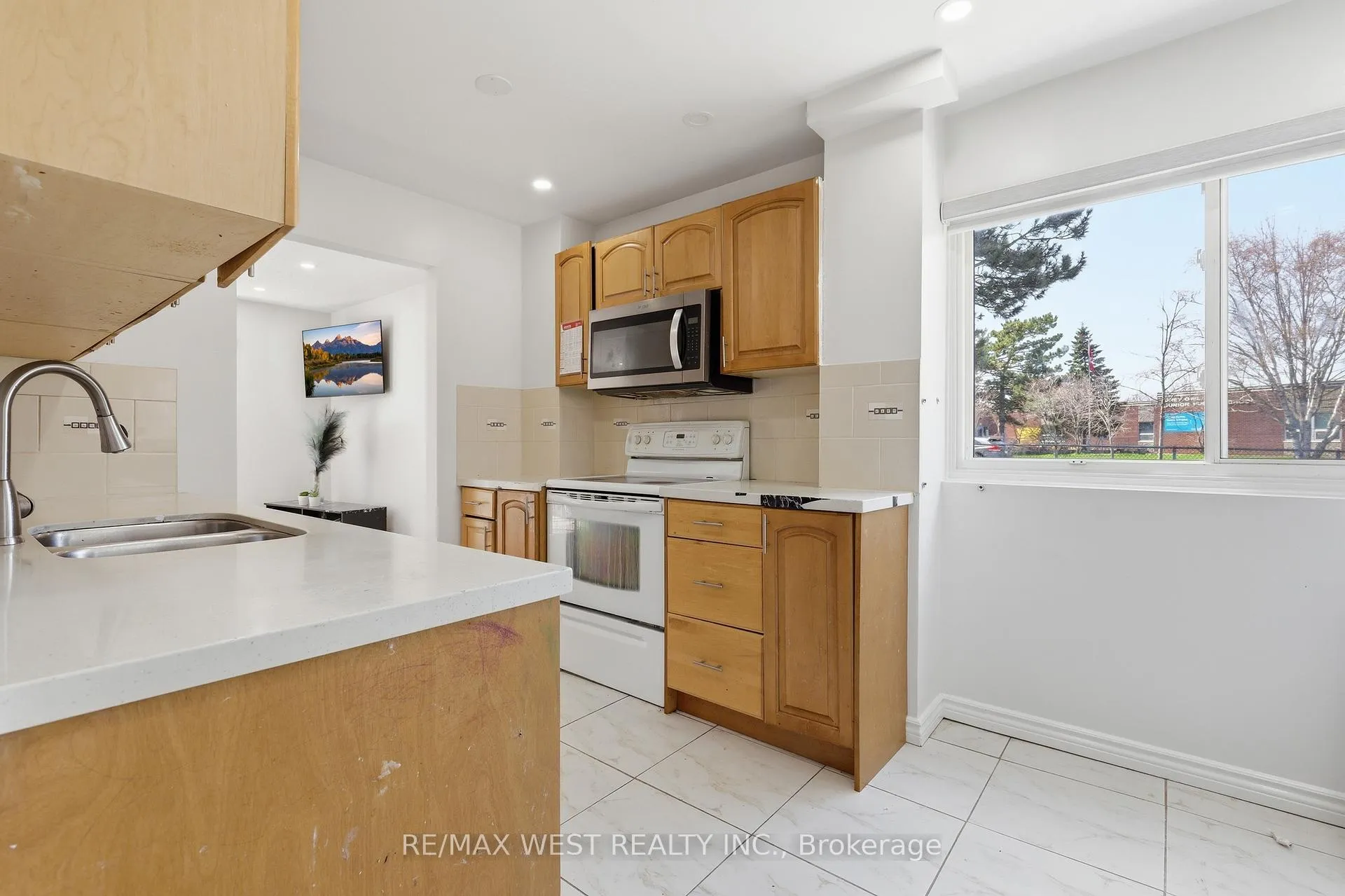 Photo 18 of Unit 1, 151 Wickson Trail, Scarborough, Malvern — HOMEH