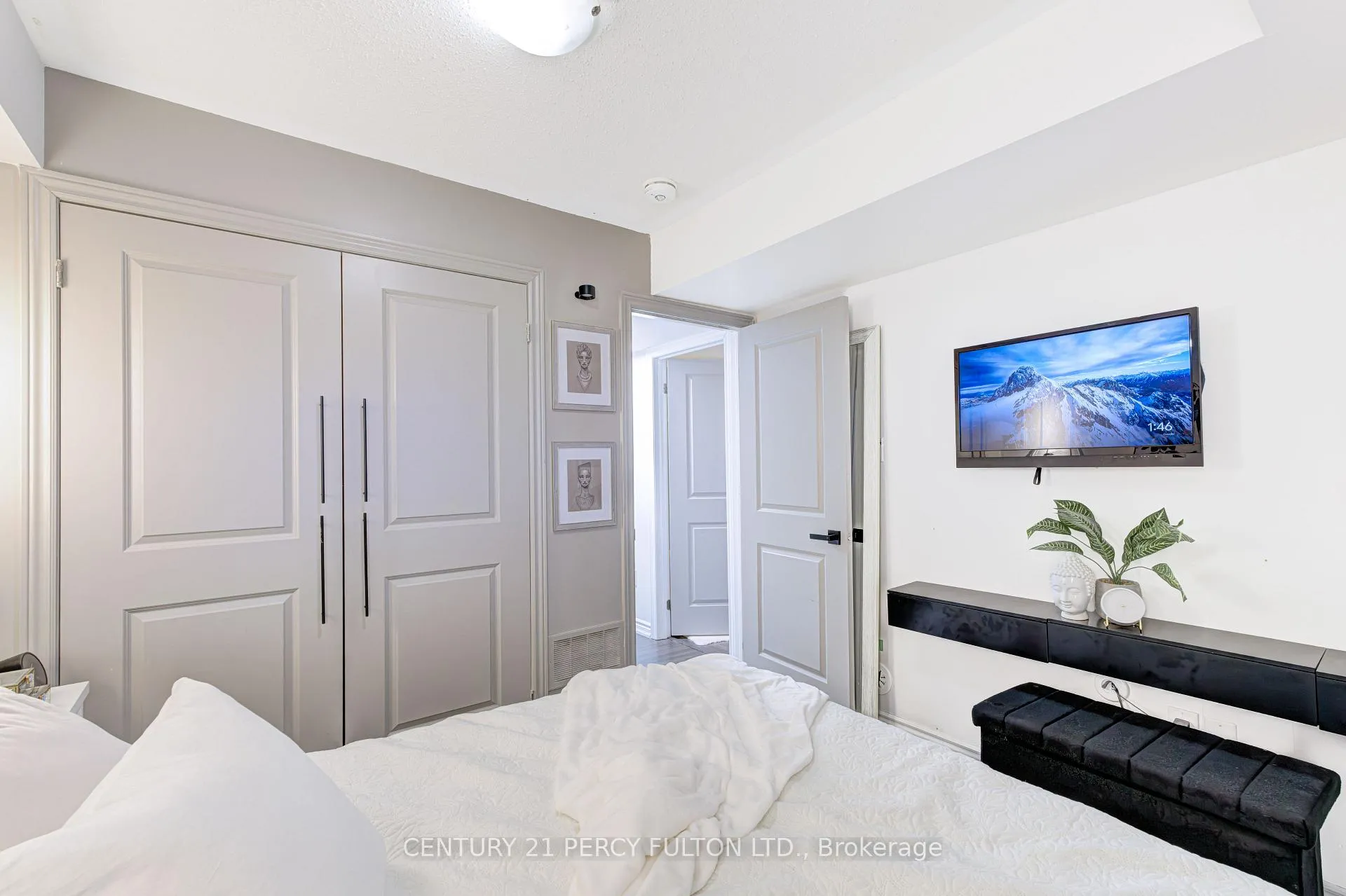Photo 4 of 2566 William Jackson Drive, Pickering, Duffin Heights — HOMEH