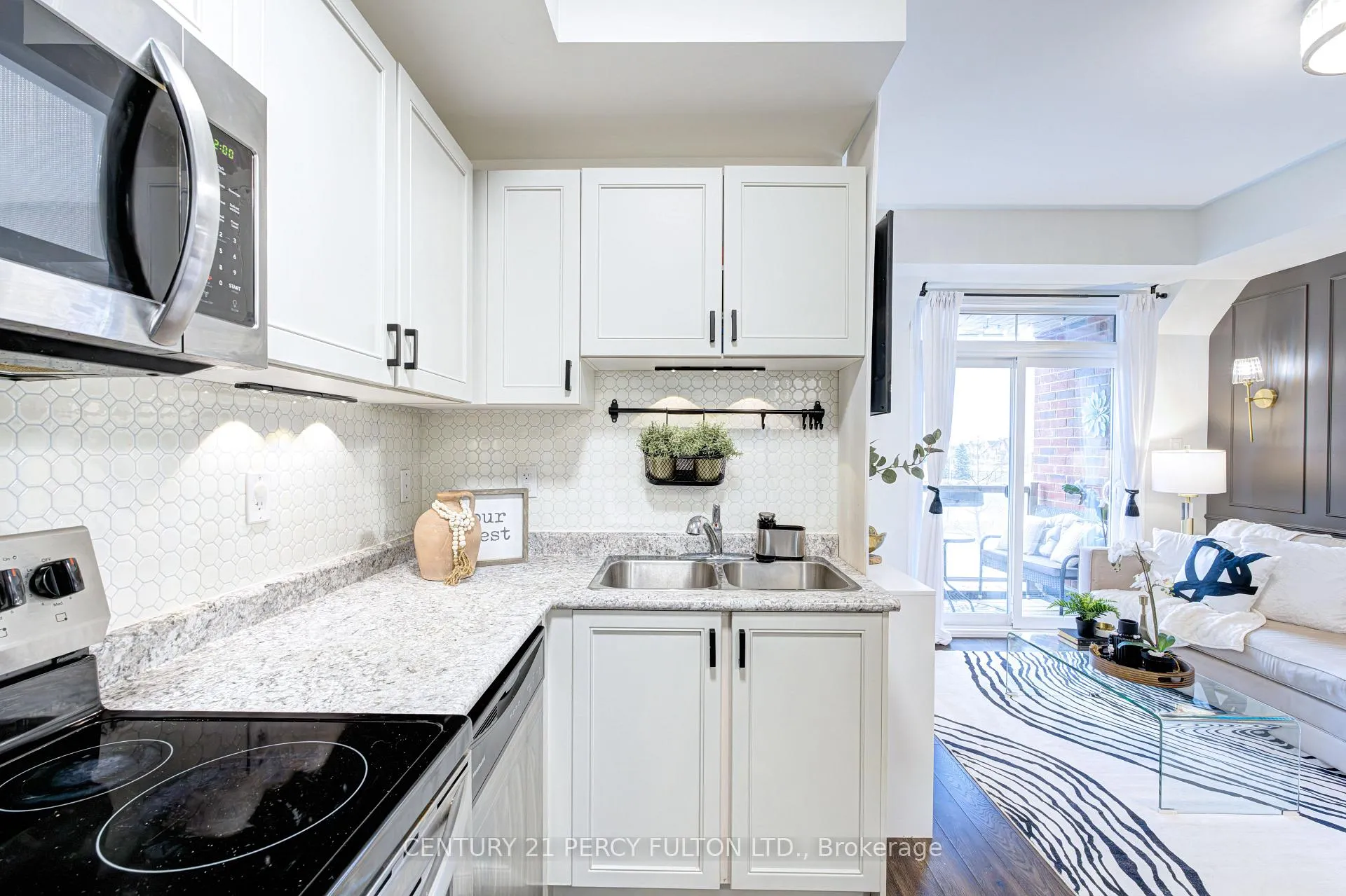 Photo 29 of 2566 William Jackson Drive, Pickering, Duffin Heights — HOMEH