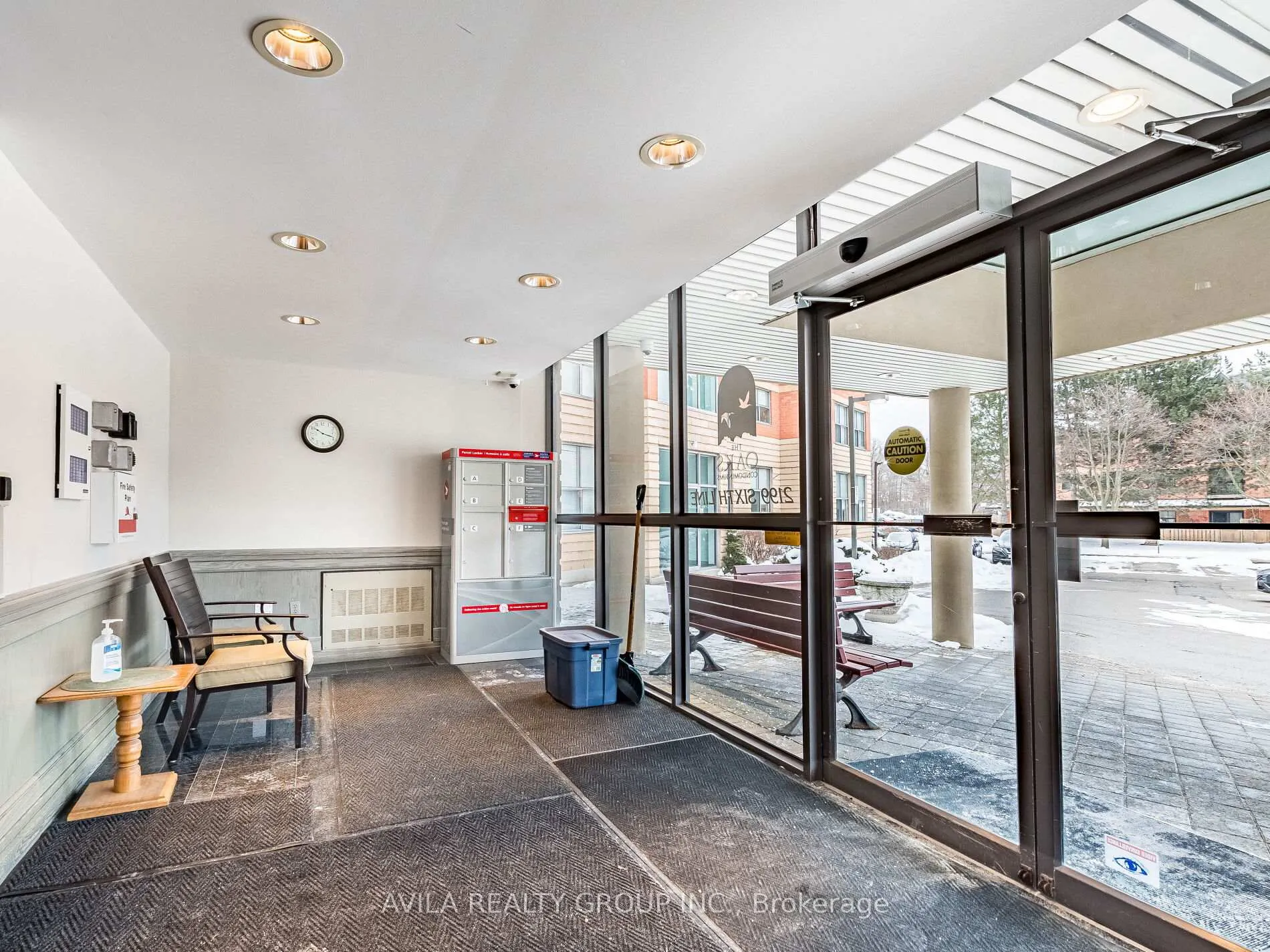 Photo 4 of Unit 408, 2199 Sixth Line, Oakville, River Oaks — HOMEH