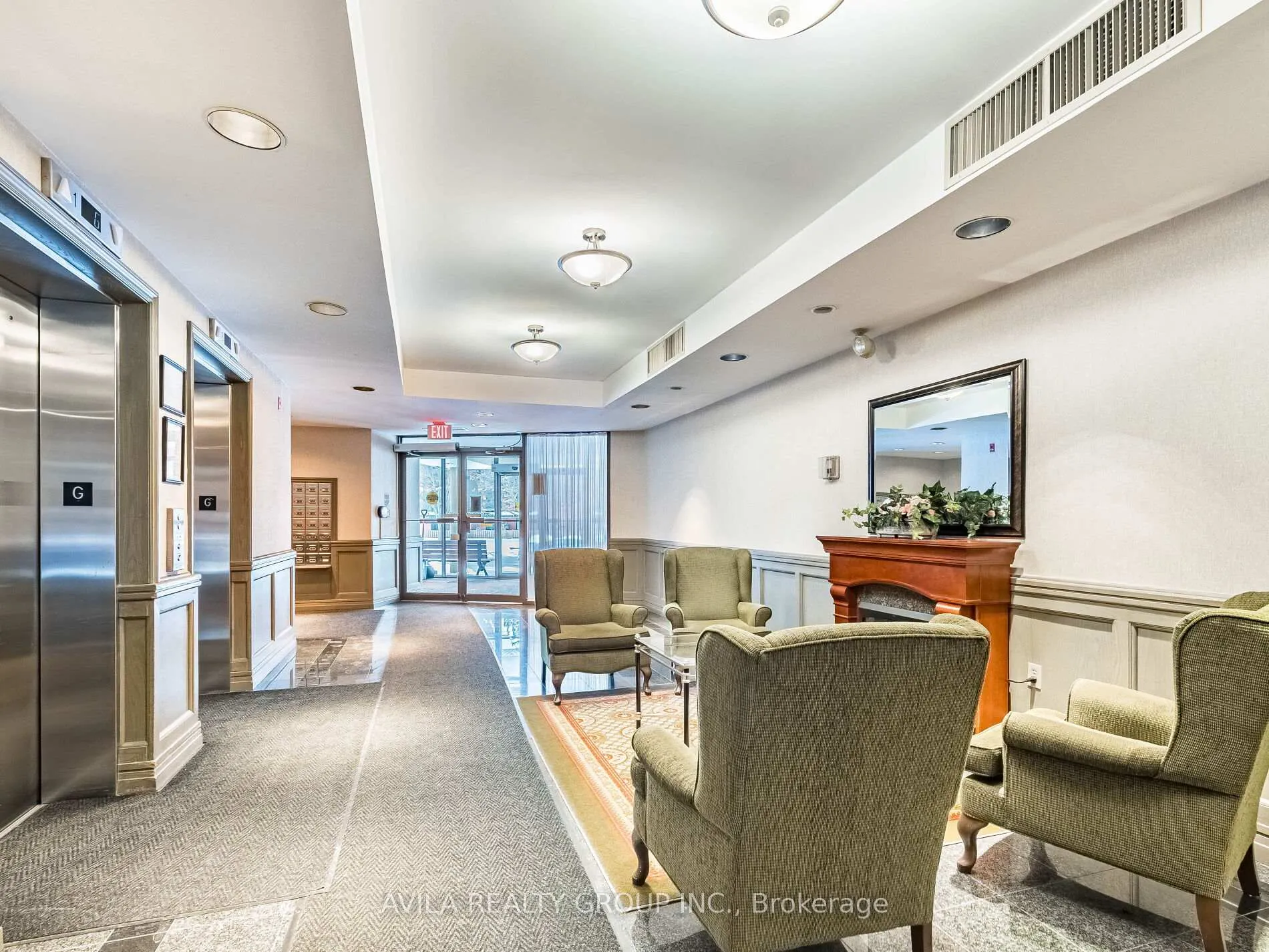 Photo 7 of Unit 408, 2199 Sixth Line, Oakville, River Oaks — HOMEH