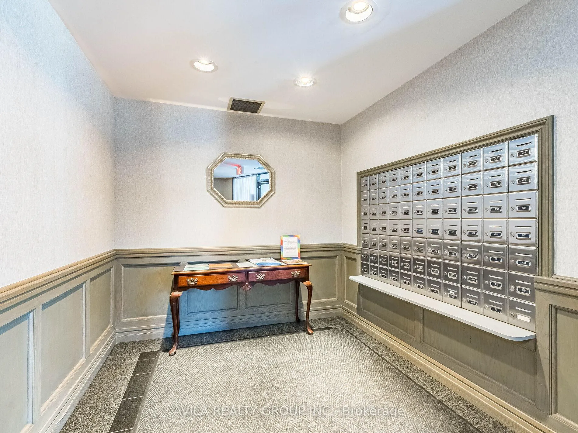 Photo 8 of Unit 408, 2199 Sixth Line, Oakville, River Oaks — HOMEH