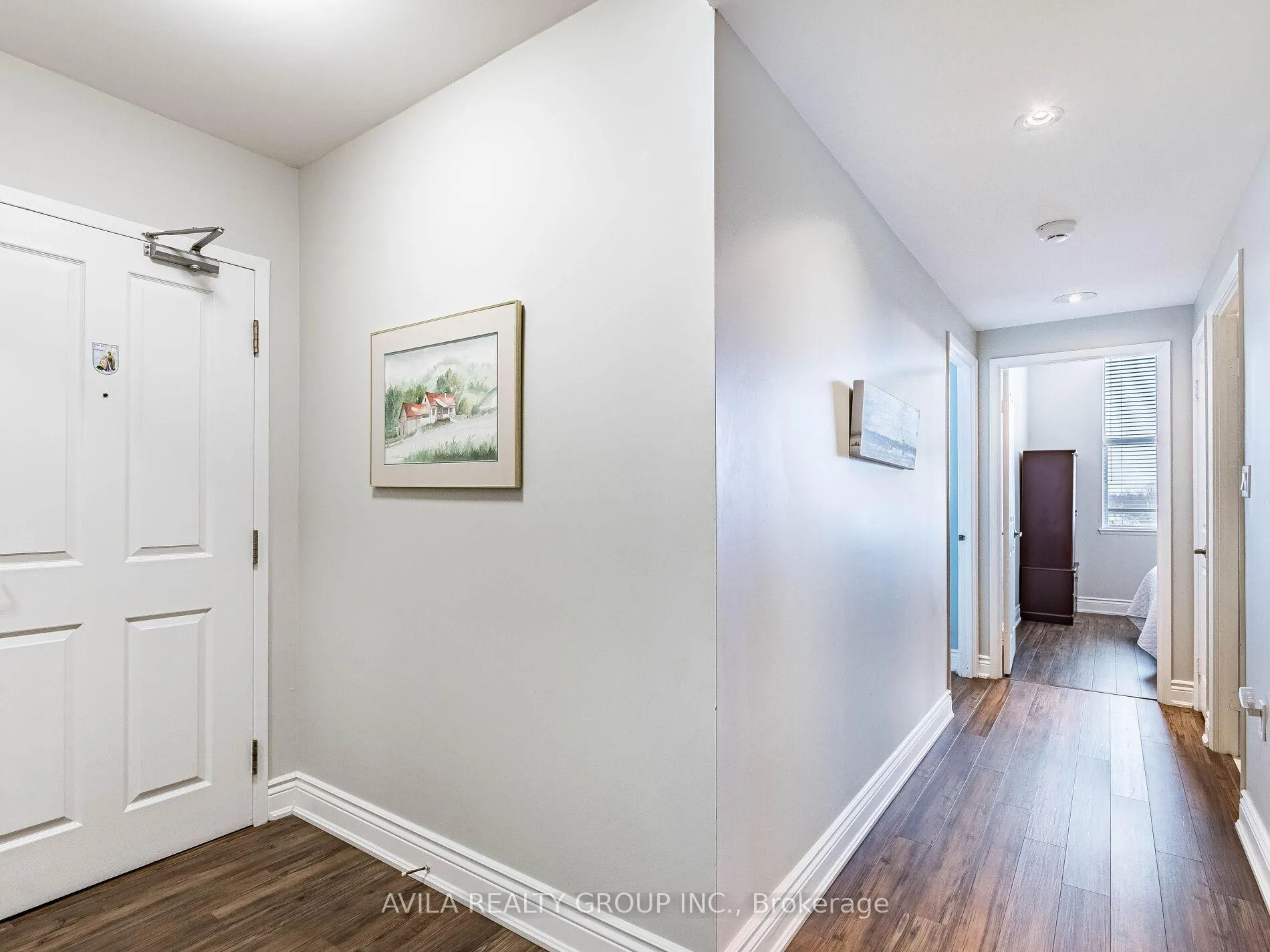 Photo 13 of Unit 408, 2199 Sixth Line, Oakville, River Oaks — HOMEH