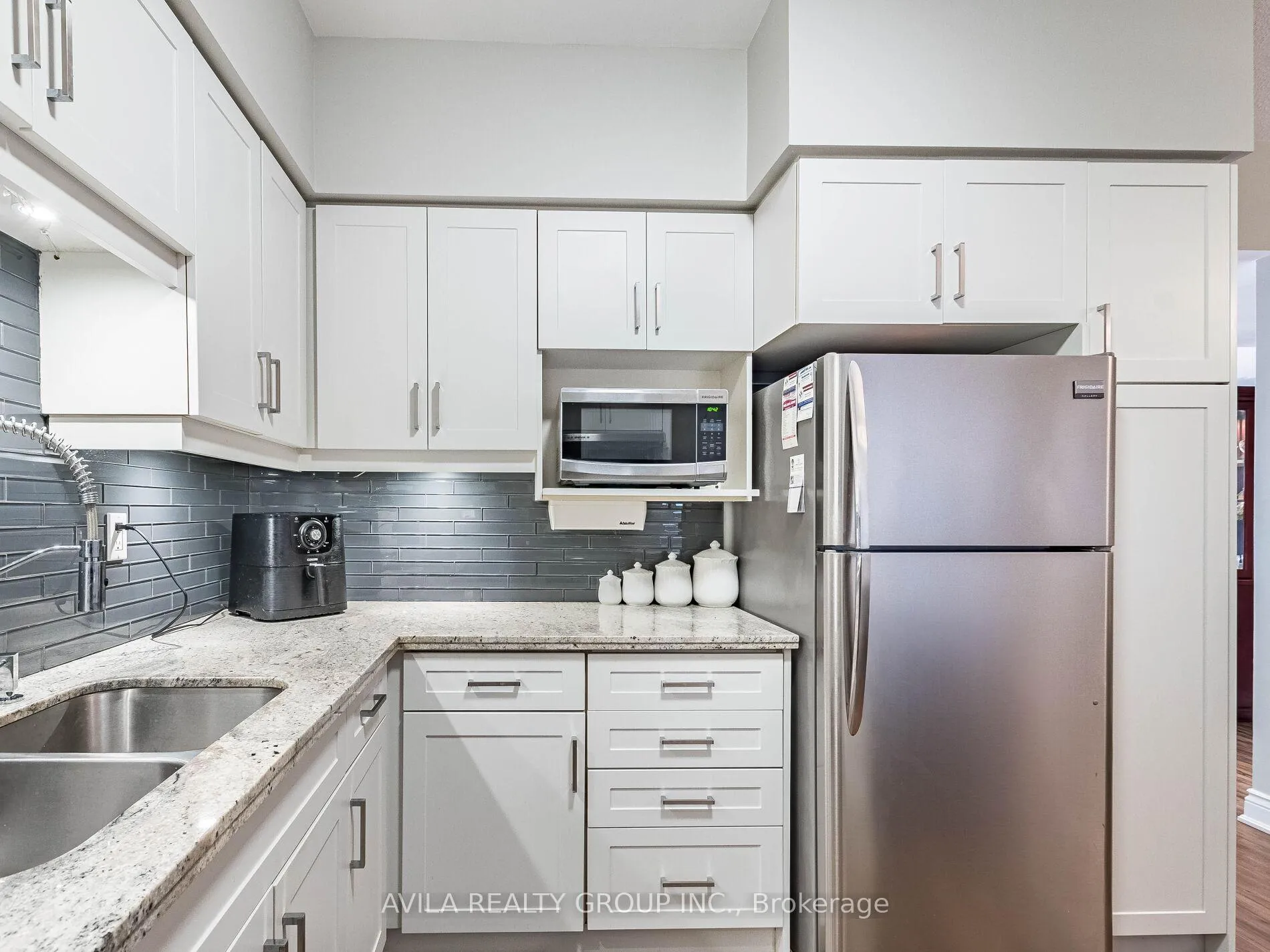 Photo 34 of Unit 408, 2199 Sixth Line, Oakville, River Oaks — HOMEH