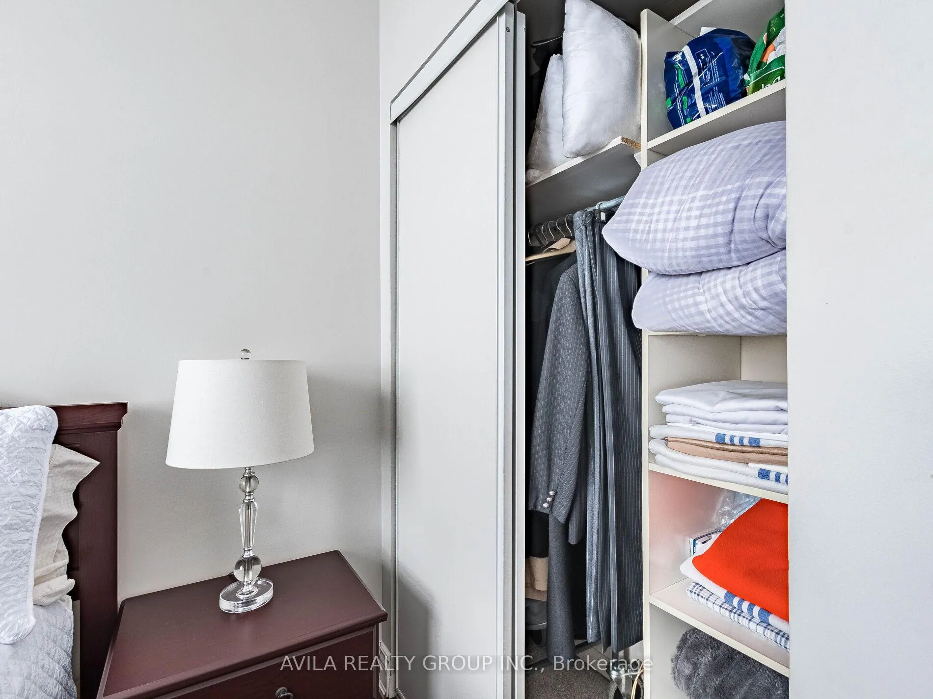 Photo 49 of Unit 408, 2199 Sixth Line, Oakville, River Oaks — HOMEH