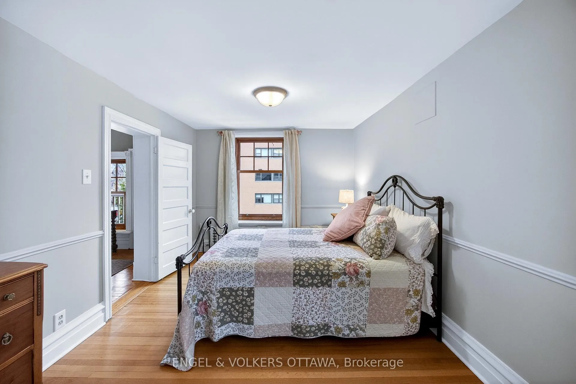 Photo 36 of 110 Waverley Street, Ottawa, Ottawa Centre/Golden Triangle — HOMEH
