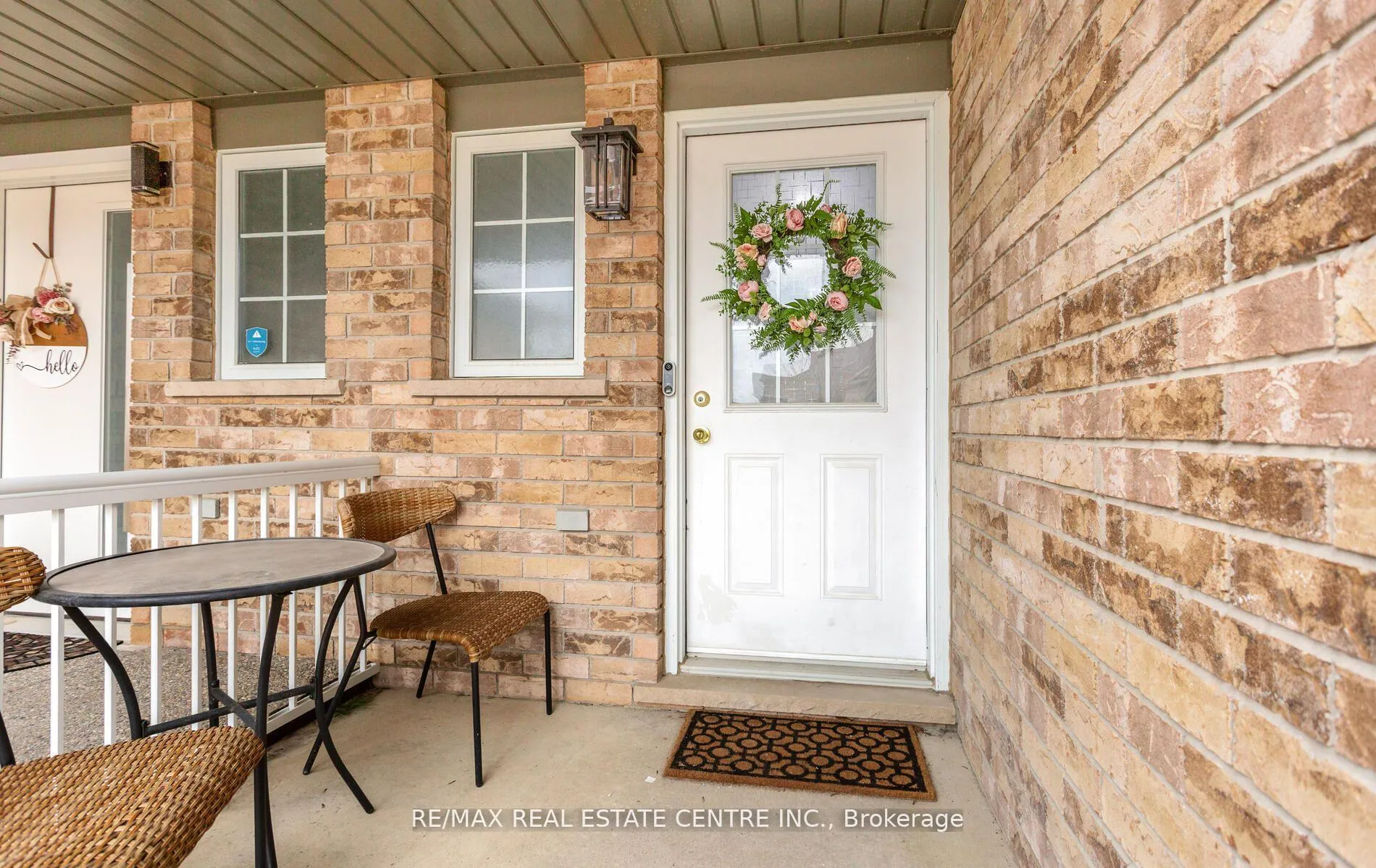 Photo 4 of 230 Sophia Crescent, Kitchener — HOMEH