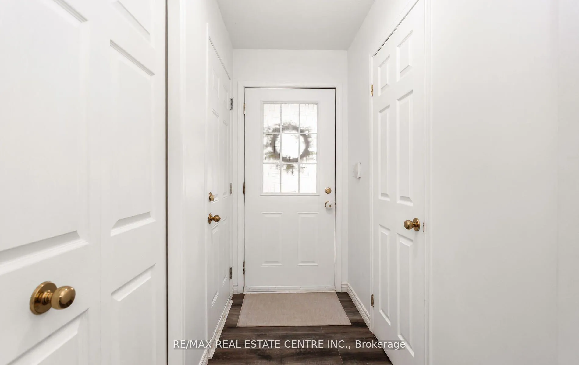 Photo 5 of 230 Sophia Crescent, Kitchener — HOMEH
