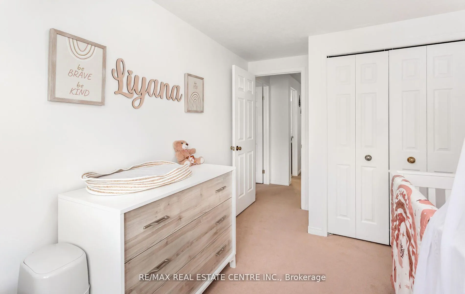 Photo 31 of 230 Sophia Crescent, Kitchener — HOMEH