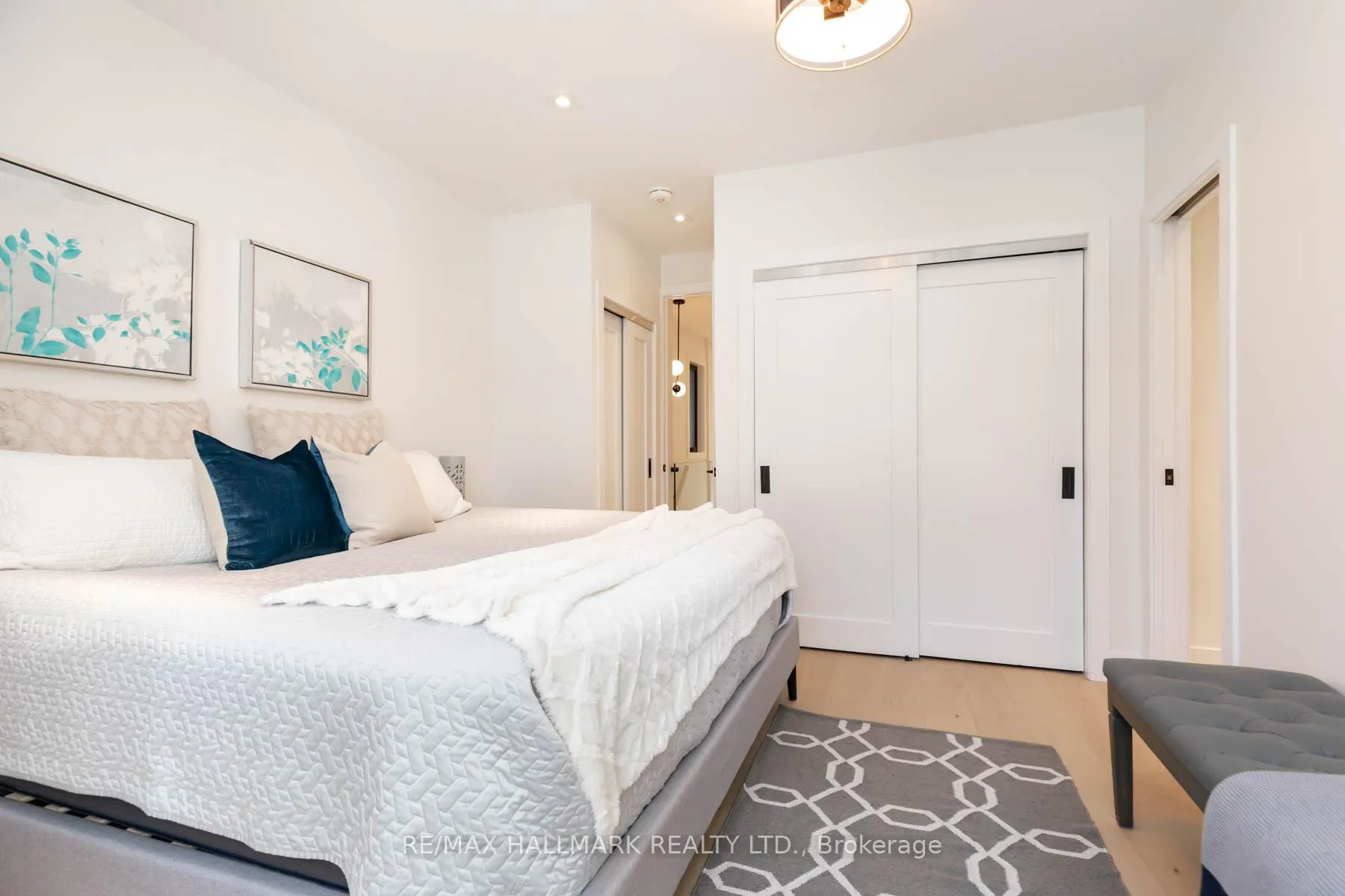 Photo 16 of 147 Parkmount Road, Toronto, Greenwood-Coxwell — HOMEH