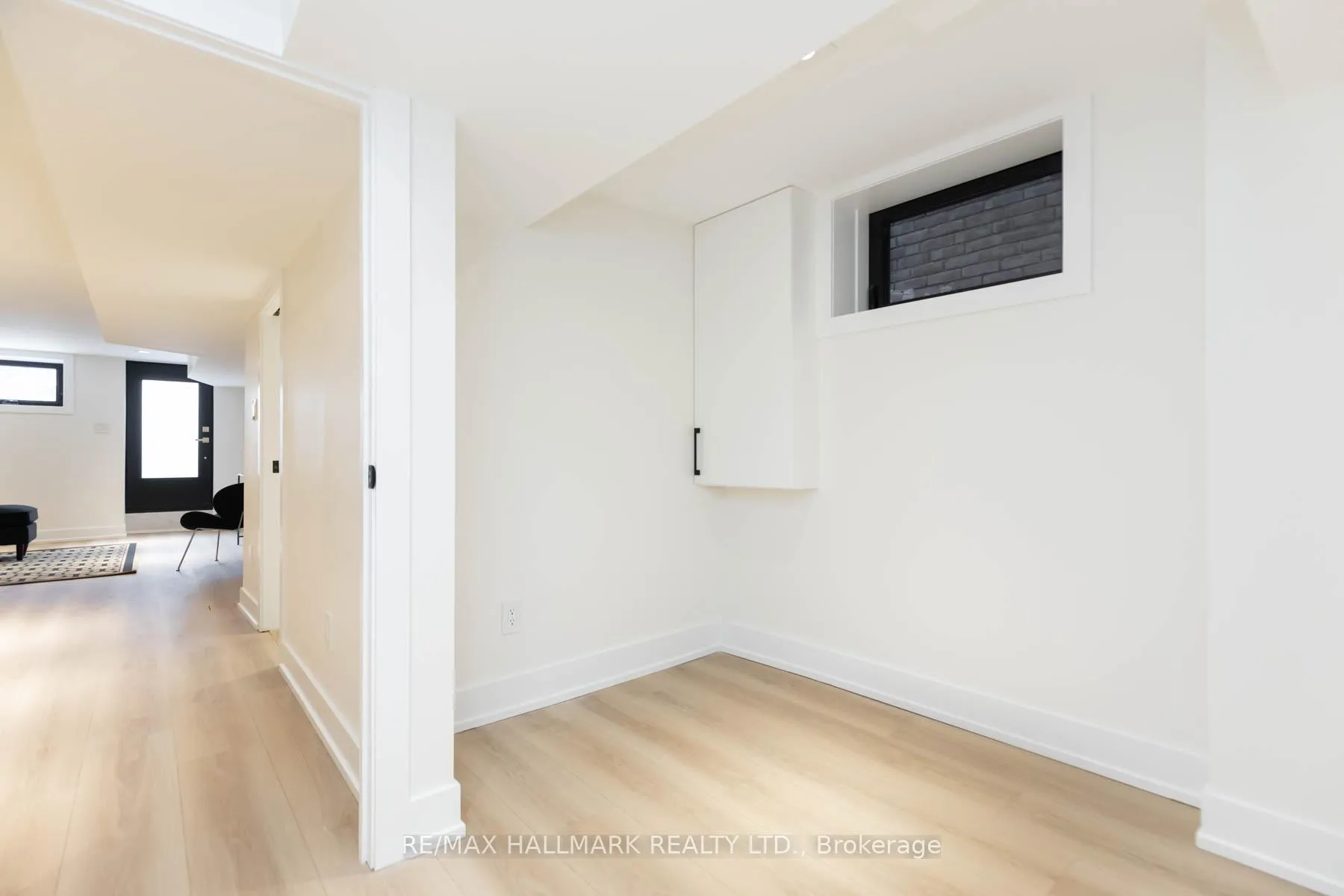Photo 32 of 147 Parkmount Road, Toronto, Greenwood-Coxwell — HOMEH