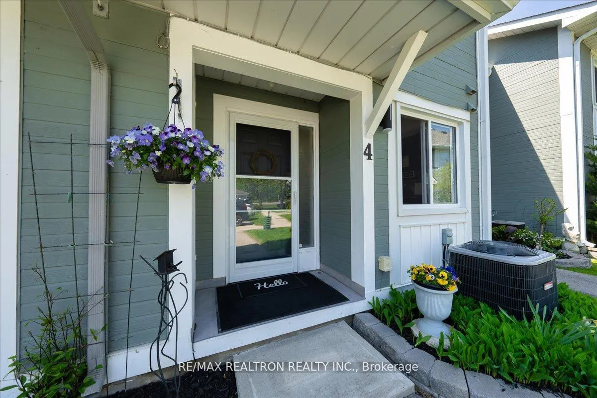 Photo 4 of Unit 4, 2 Laguna Parkway, Ramara, Brechin — HOMEH