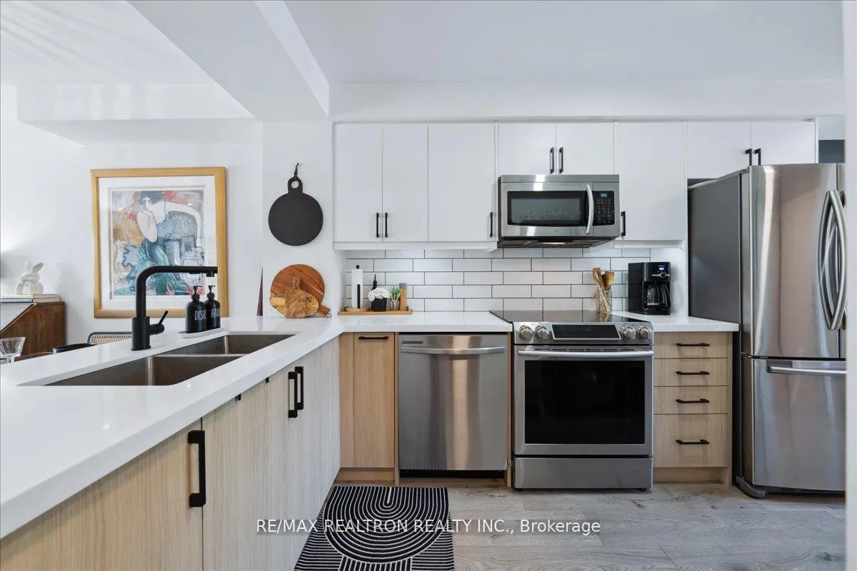Photo 9 of Unit 4, 2 Laguna Parkway, Ramara, Brechin — HOMEH