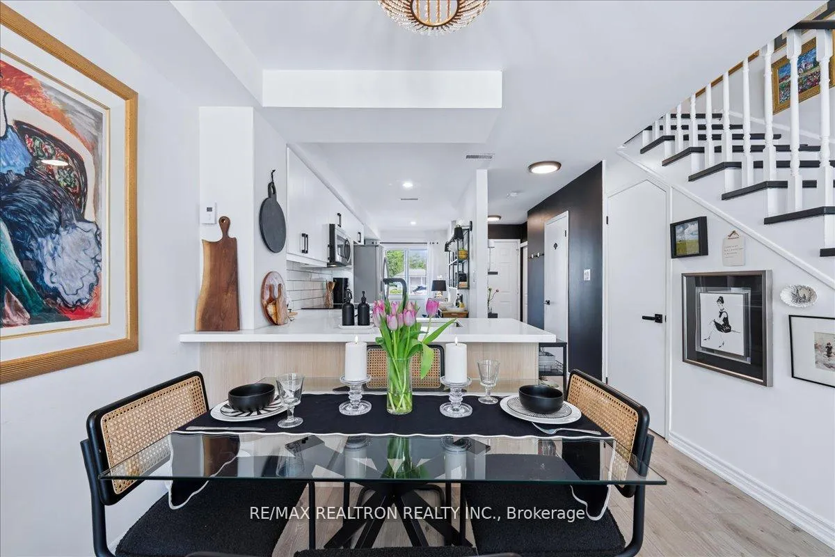 Photo 15 of Unit 4, 2 Laguna Parkway, Ramara, Brechin — HOMEH