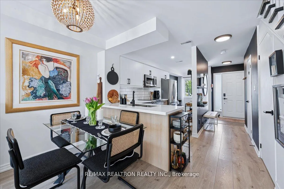 Photo 16 of Unit 4, 2 Laguna Parkway, Ramara, Brechin — HOMEH