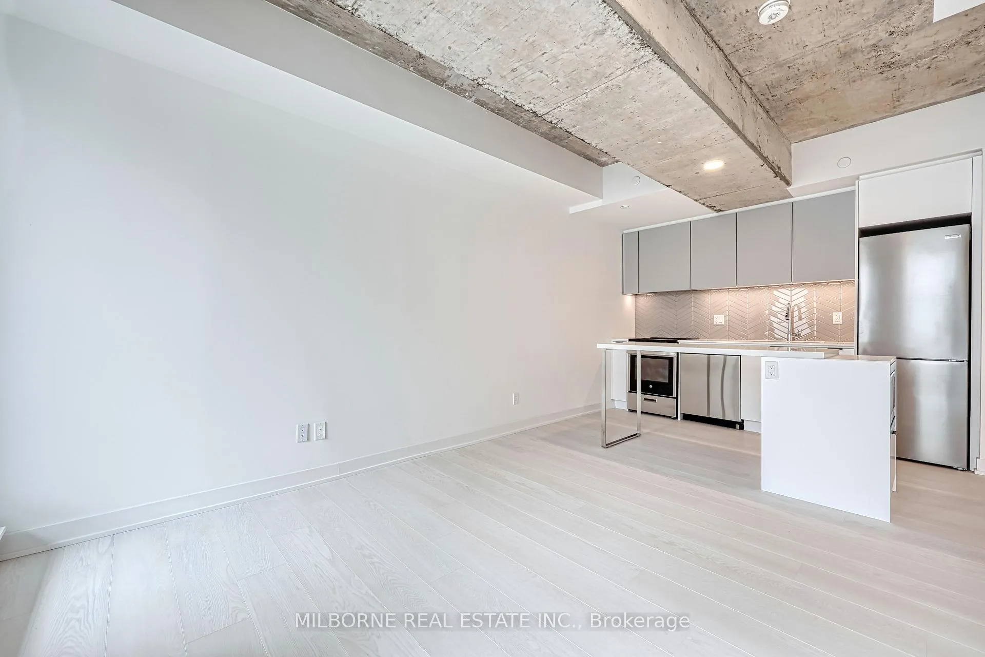 Photo 4 of Unit 104, 57 Brock Avenue, Toronto, Roncesvalles — HOMEH