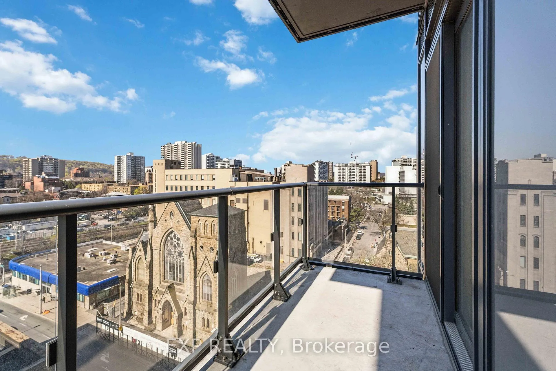 Photo 14 of Unit 1025, 75 James Street S, Hamilton, Corktown — HOMEH