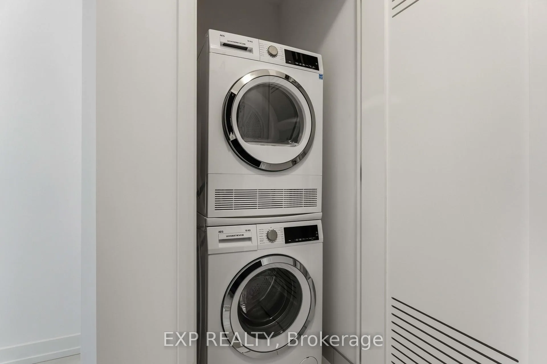 Photo 17 of Unit 1025, 75 James Street S, Hamilton, Corktown — HOMEH