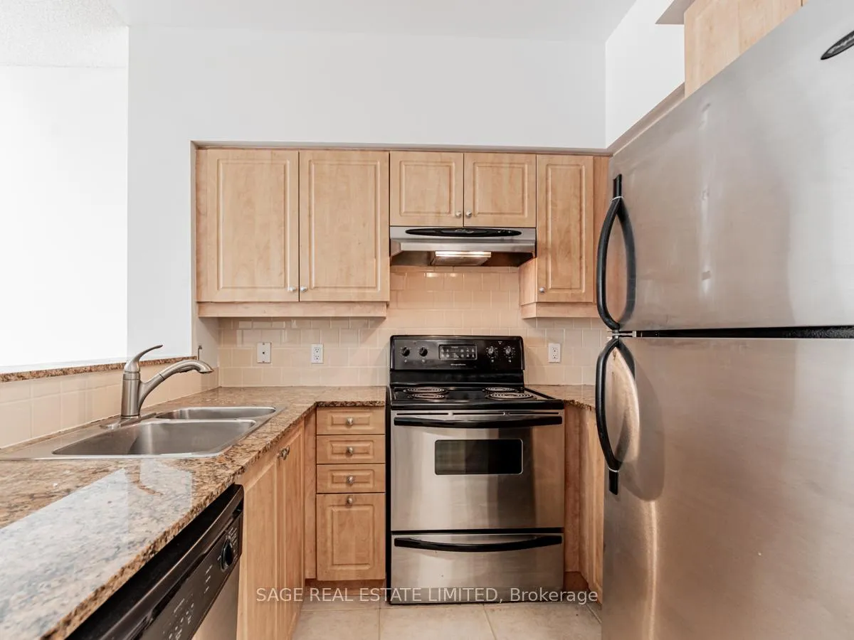 Photo 6 of Unit 506, 485 Rosewell Avenue, Toronto, Lawrence Park South — HOMEH