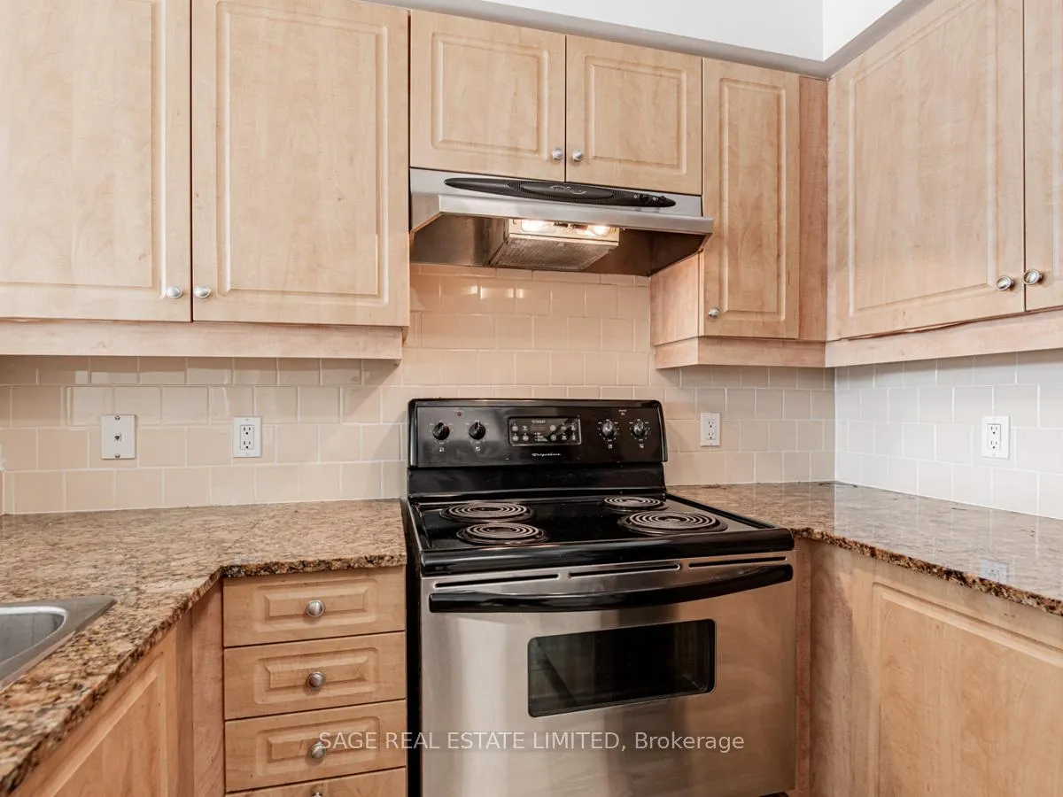 Photo 7 of Unit 506, 485 Rosewell Avenue, Toronto, Lawrence Park South — HOMEH