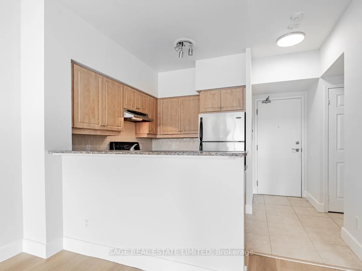 Photo 8 of Unit 506, 485 Rosewell Avenue, Toronto, Lawrence Park South — HOMEH