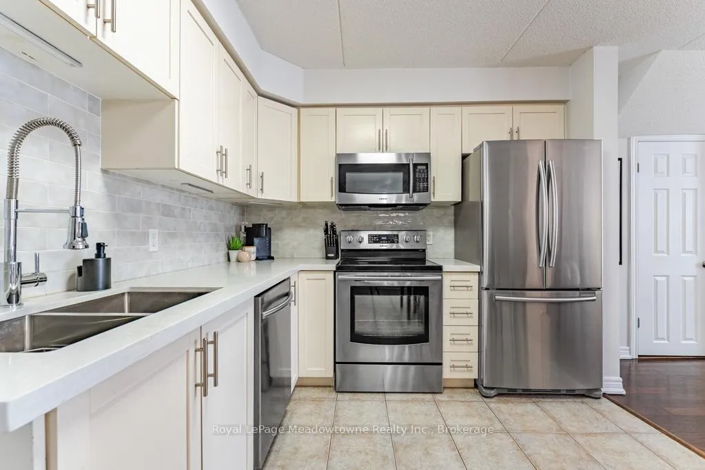 Photo 6 of Unit 77, 1380 Costigan Road, Milton, Clarke — HOMEH