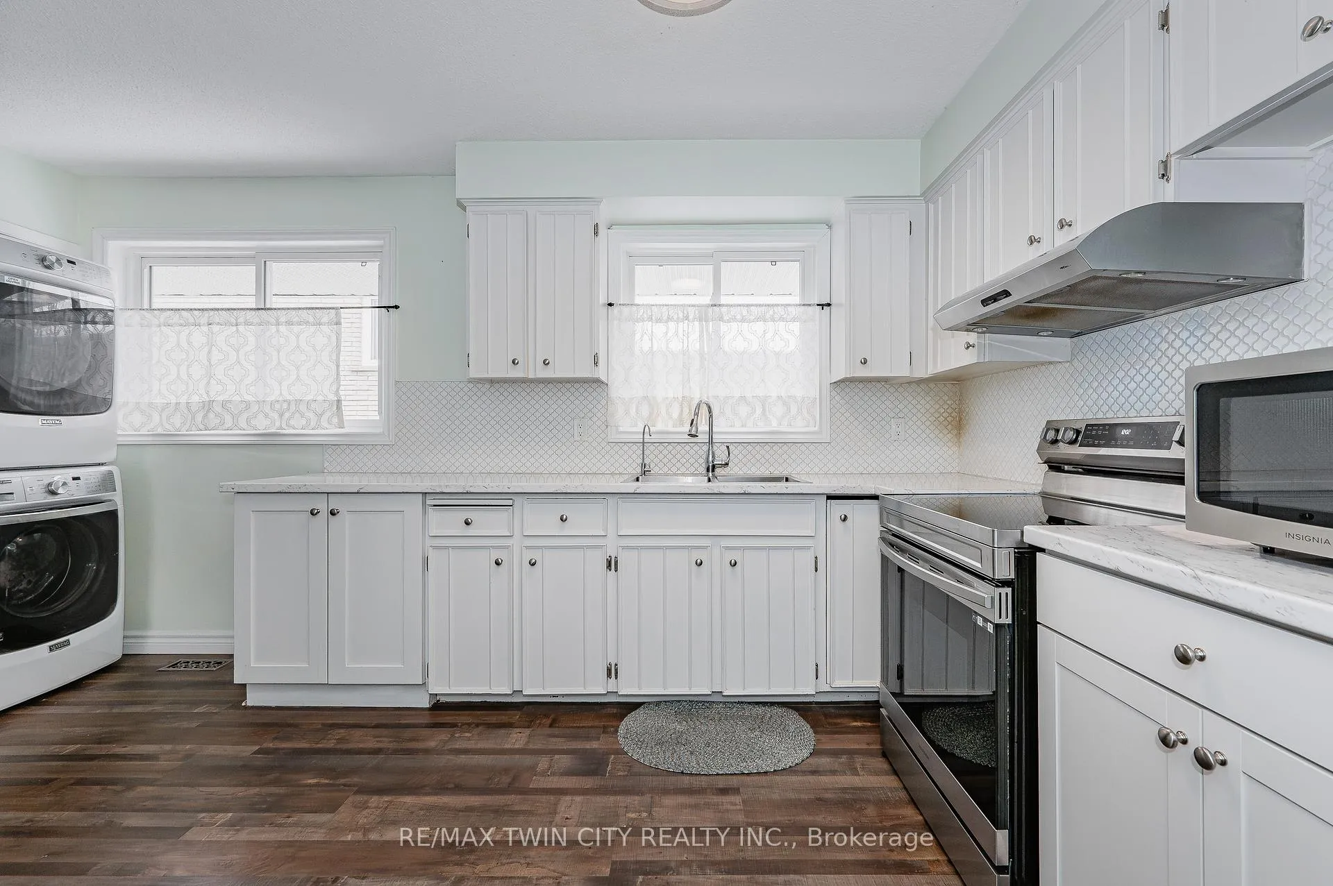Photo 11 of 16 Overlea Crescent, Kitchener — HOMEH