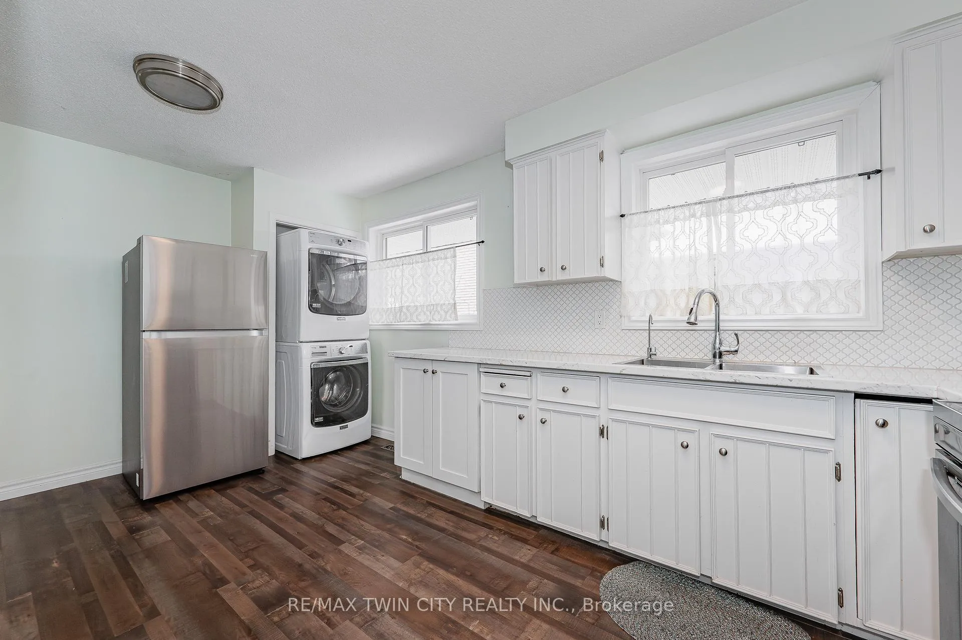 Photo 15 of 16 Overlea Crescent, Kitchener — HOMEH