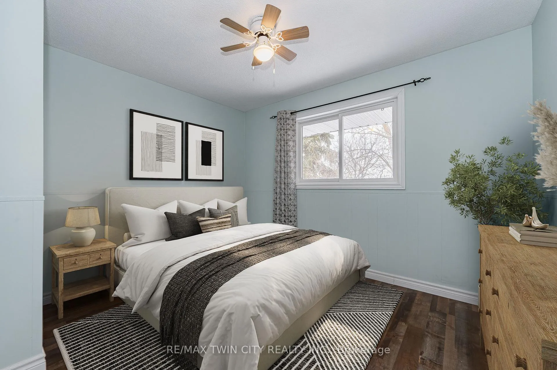 Photo 19 of 16 Overlea Crescent, Kitchener — HOMEH