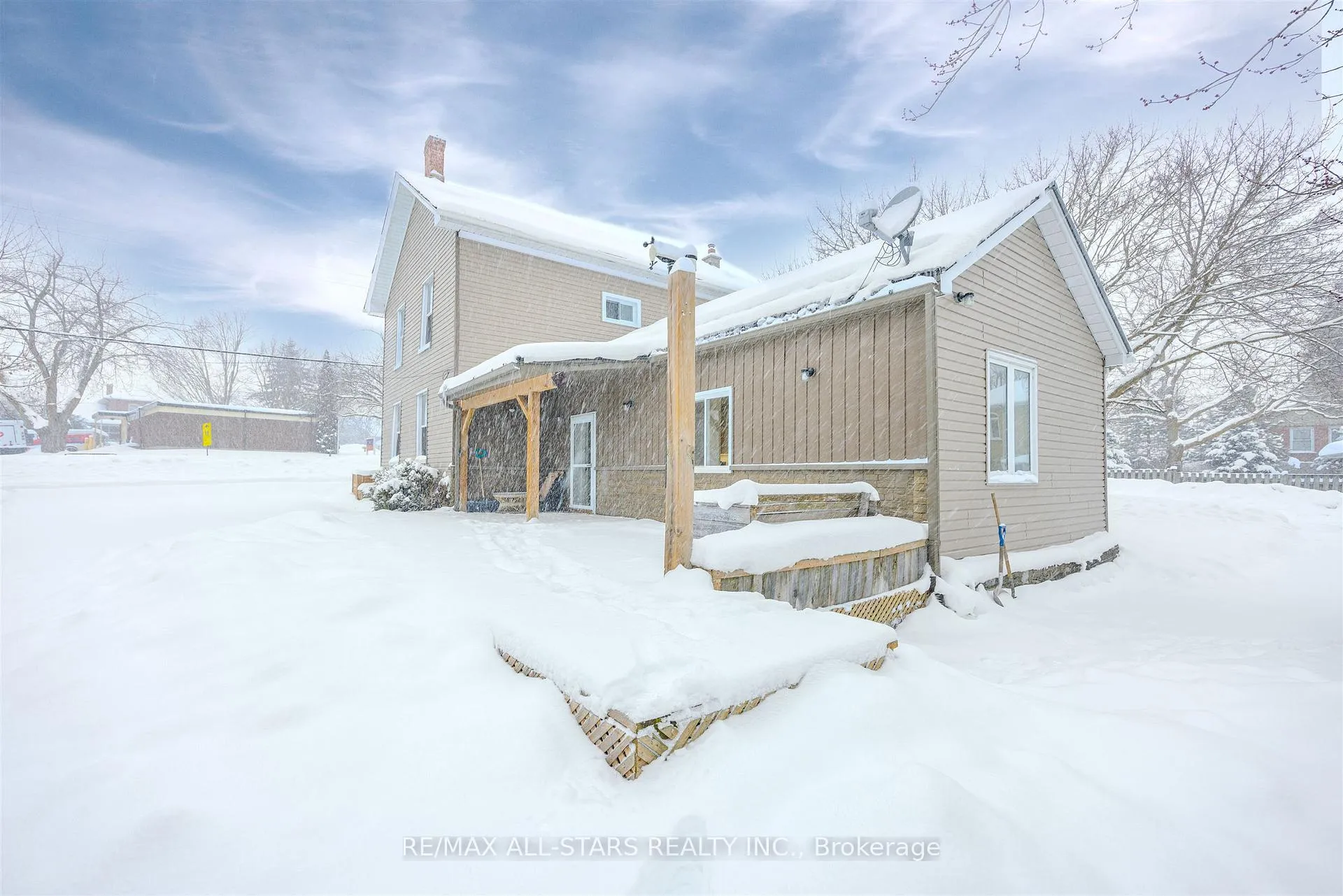Photo 27 of 21 Albert Street S, Brock, Sunderland — HOMEH