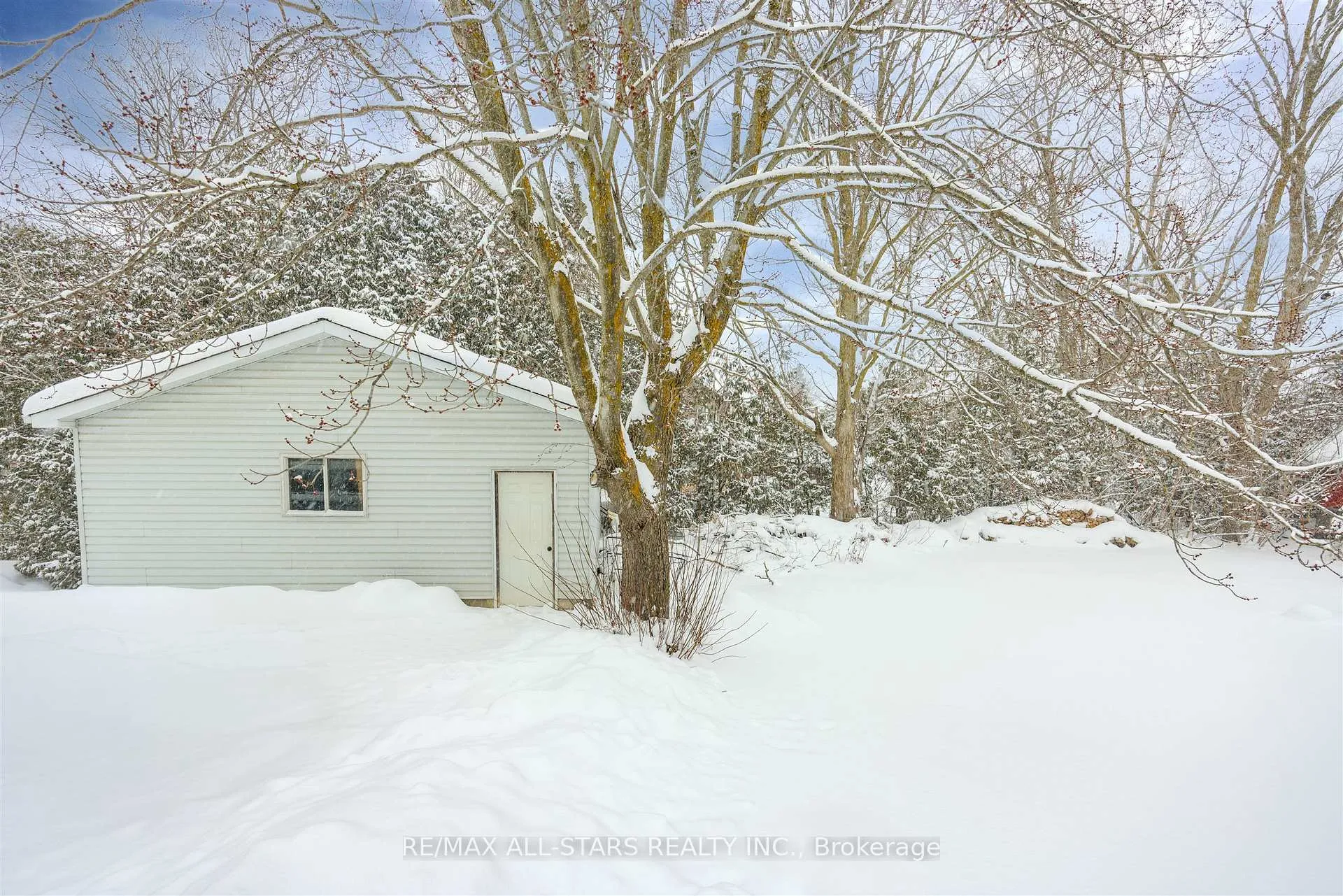 Photo 31 of 21 Albert Street S, Brock, Sunderland — HOMEH