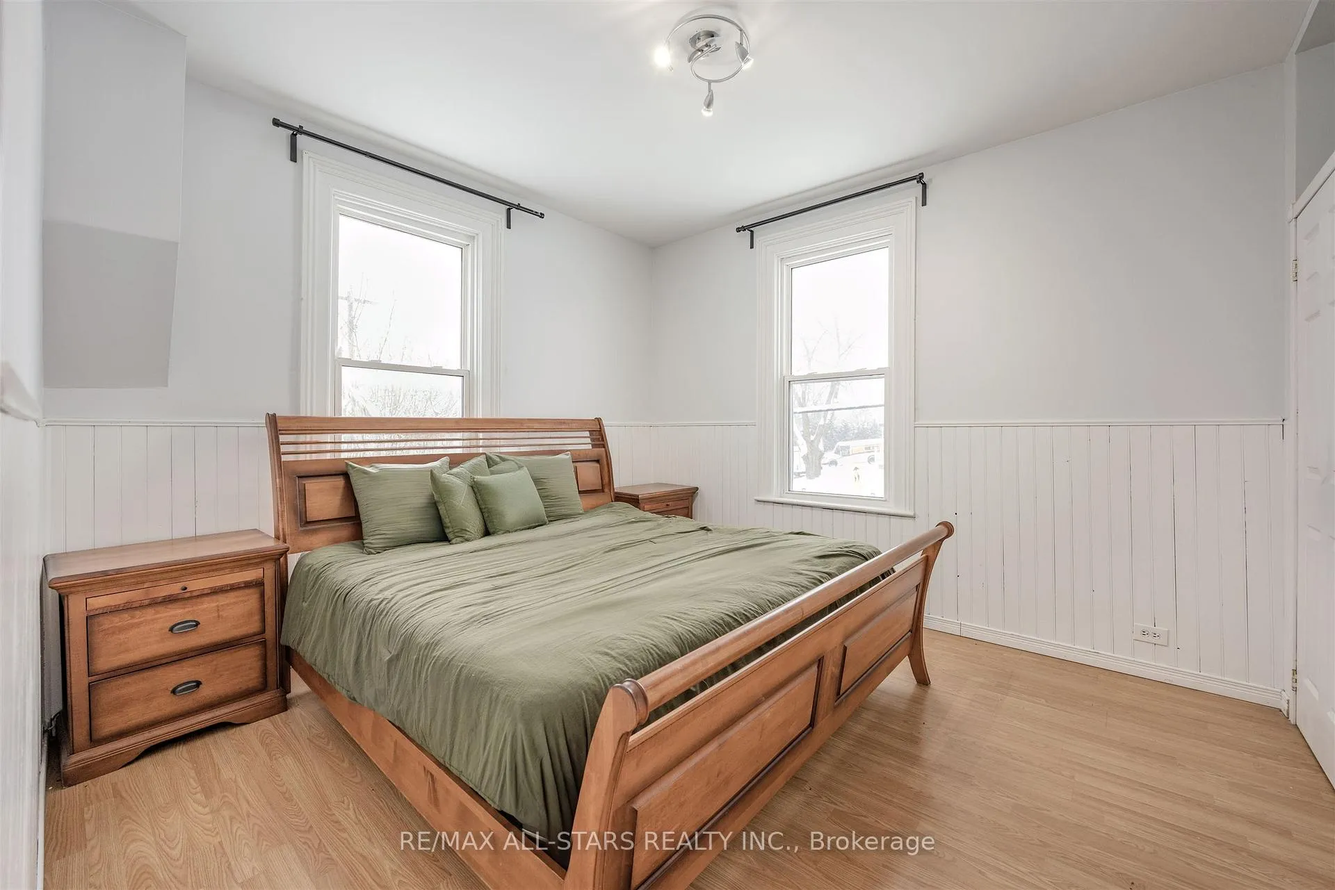 Photo 38 of 21 Albert Street S, Brock, Sunderland — HOMEH