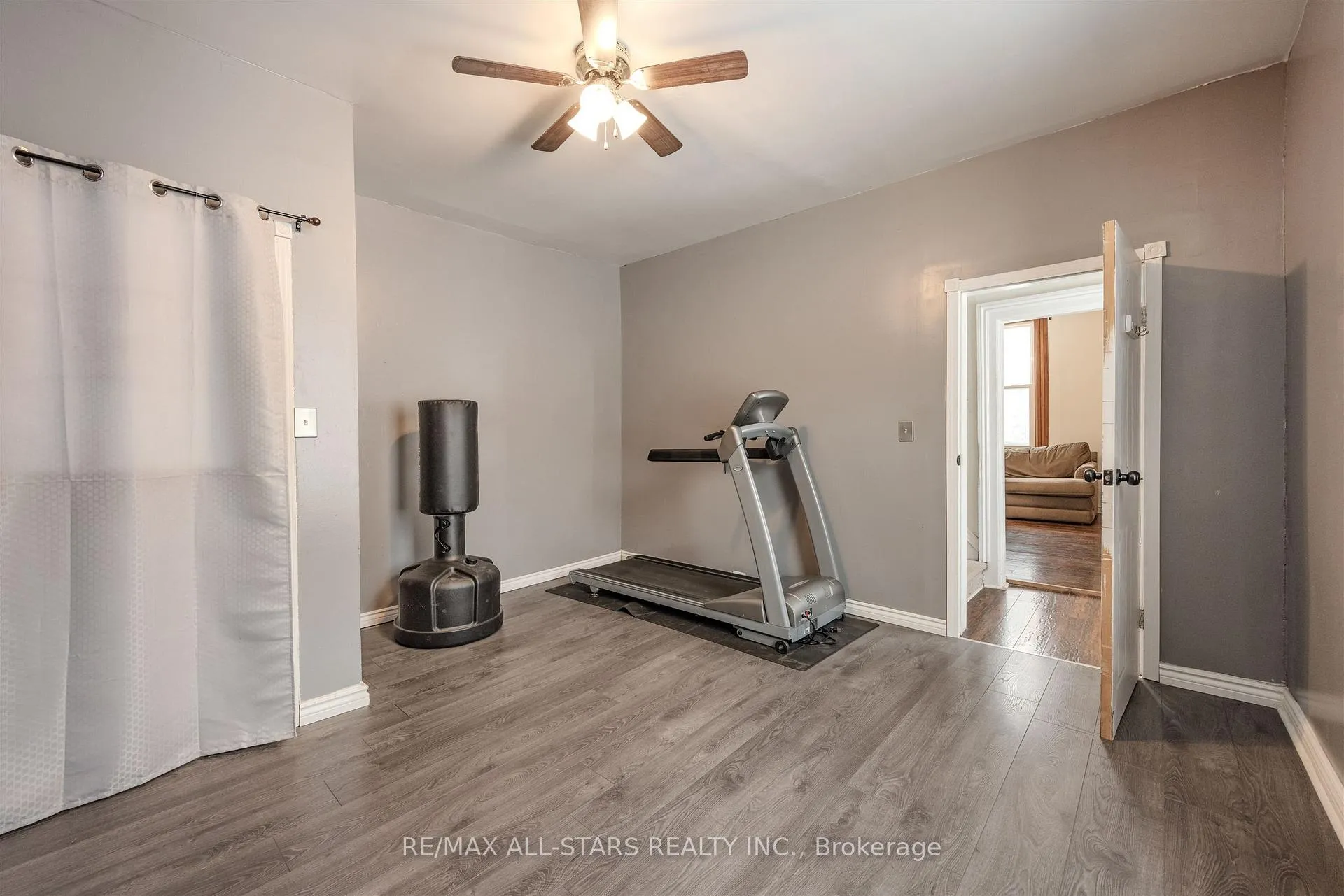 Photo 39 of 21 Albert Street S, Brock, Sunderland — HOMEH