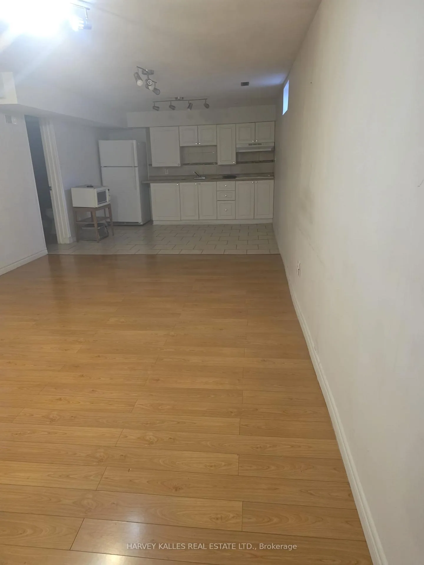 Photo 5 of 54 Aileen Road, Markham, Aileen-Willowbrook — HOMEH