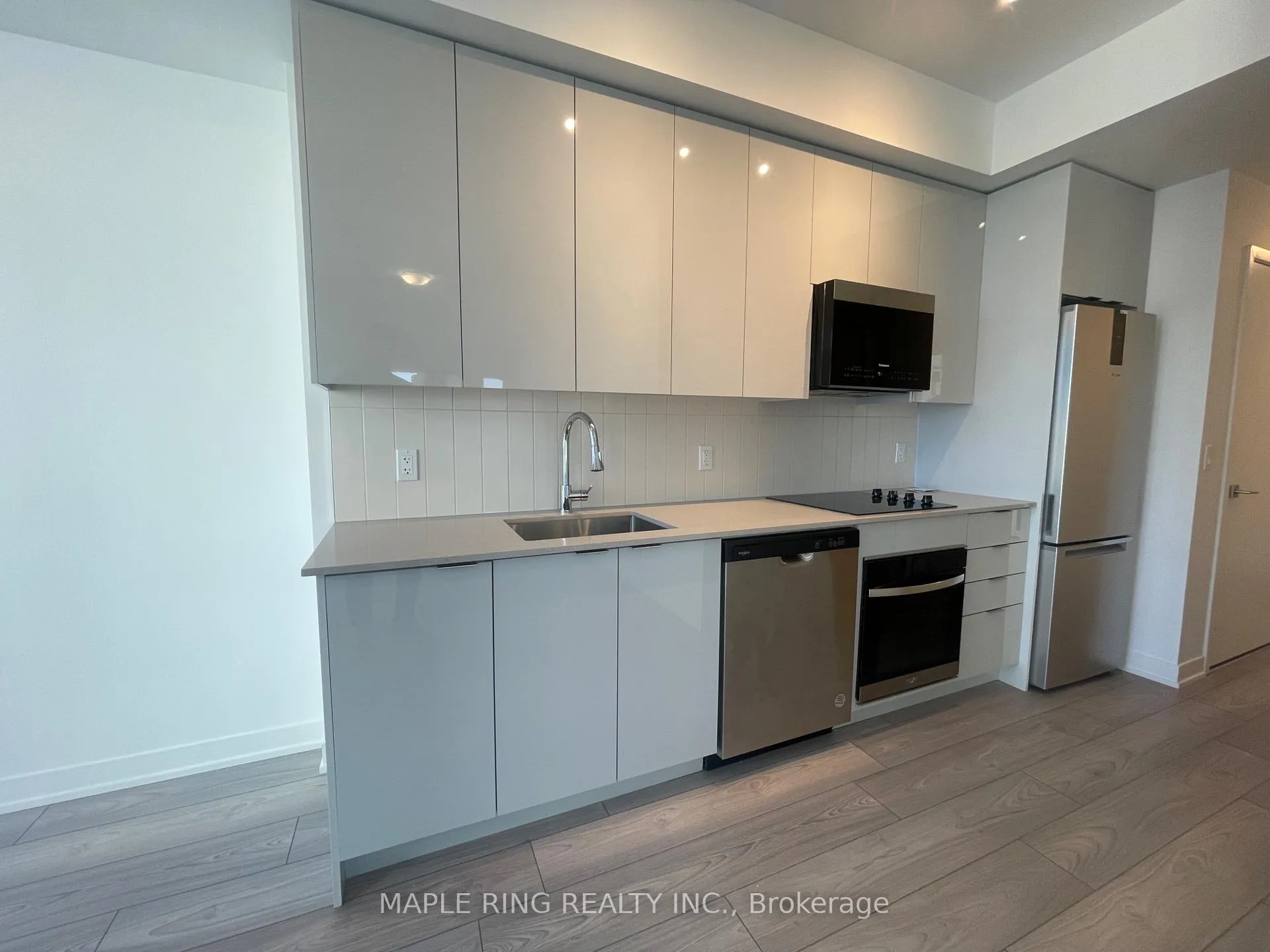 Photo 3 of Unit 2030, 498 Caldari Road, Vaughan, Concord — HOMEH