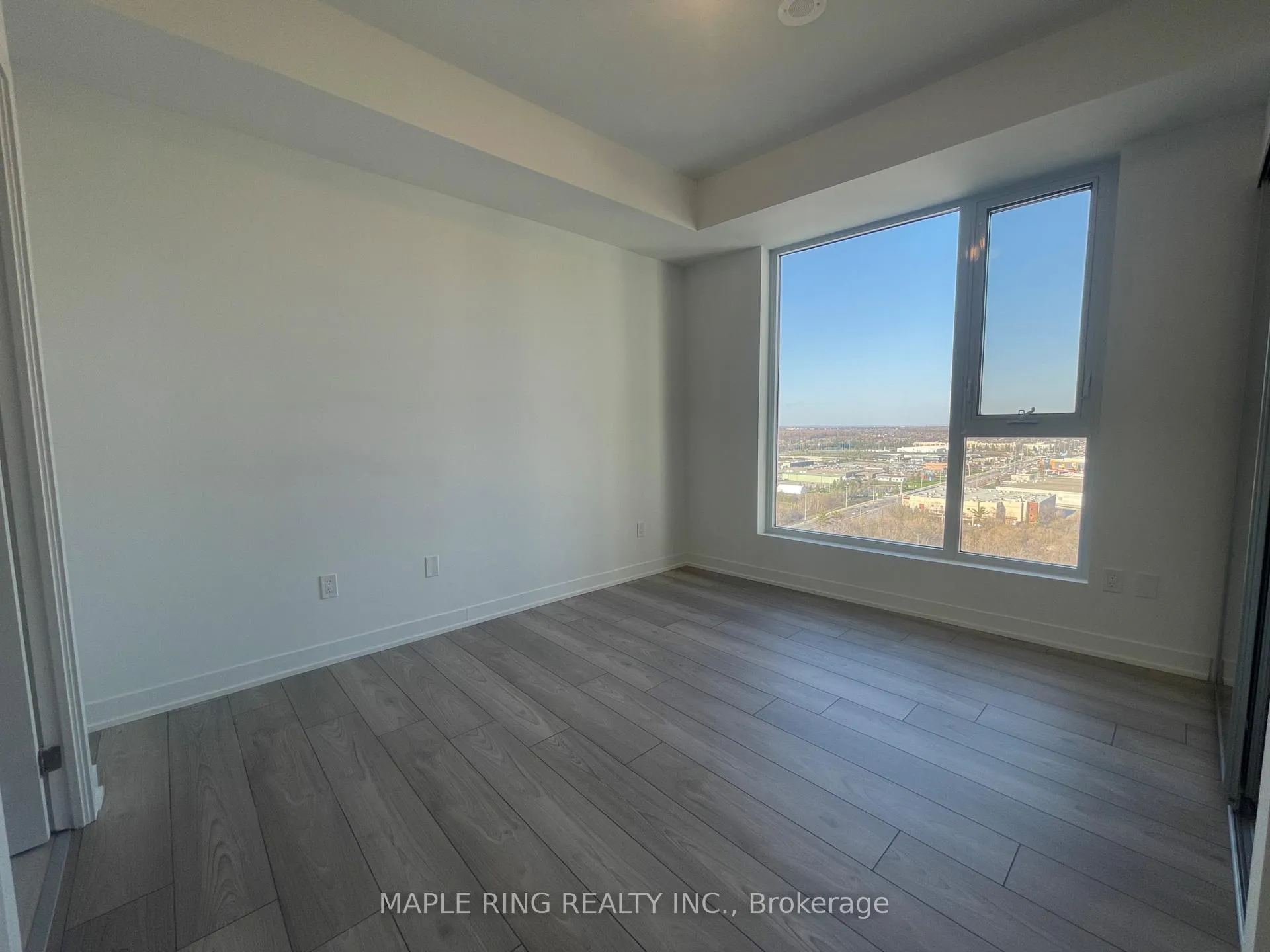 Photo 6 of Unit 2030, 498 Caldari Road, Vaughan, Concord — HOMEH