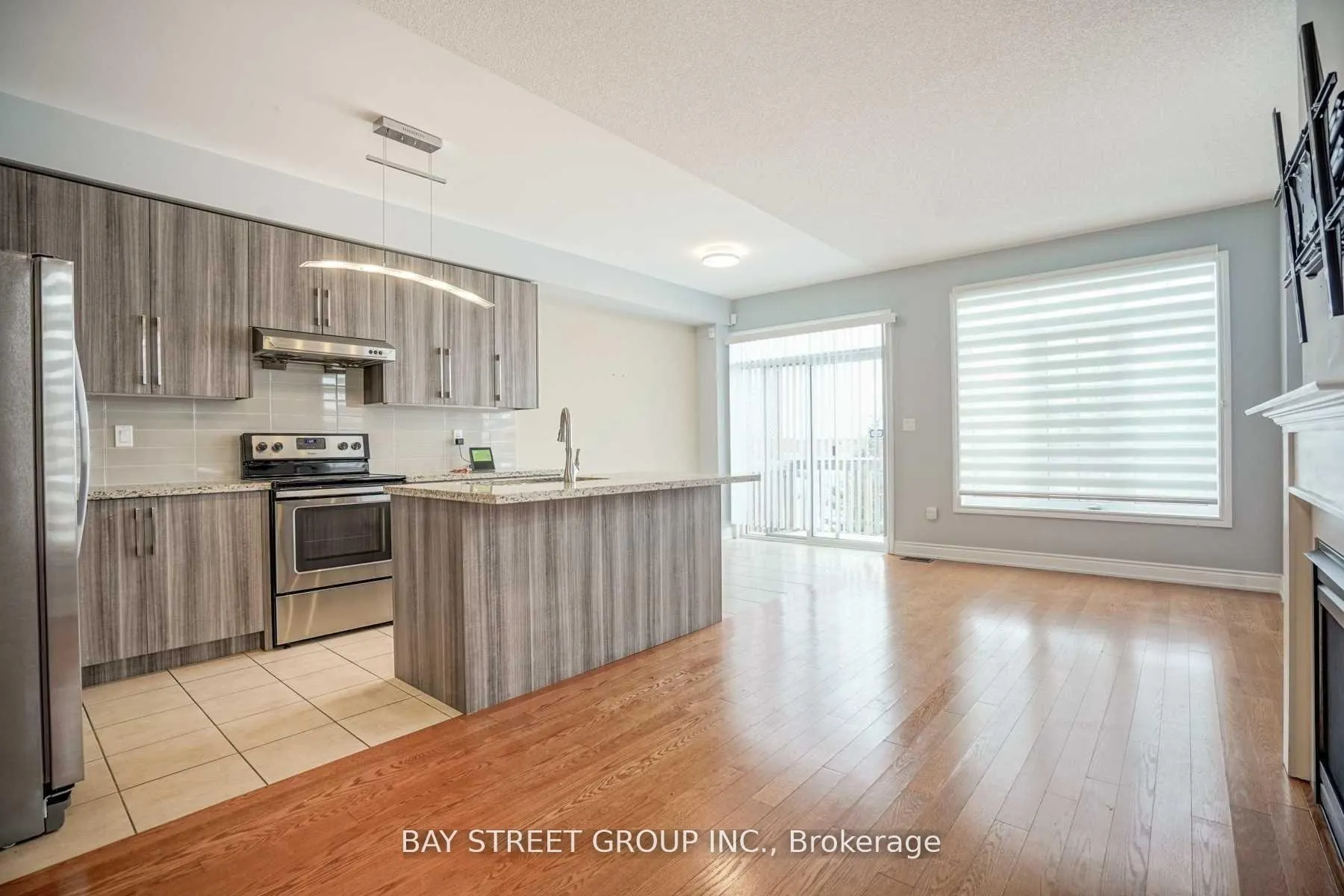 Photo 6 of 94 Mack Clement Lane, Richmond Hill, Westbrook — HOMEH